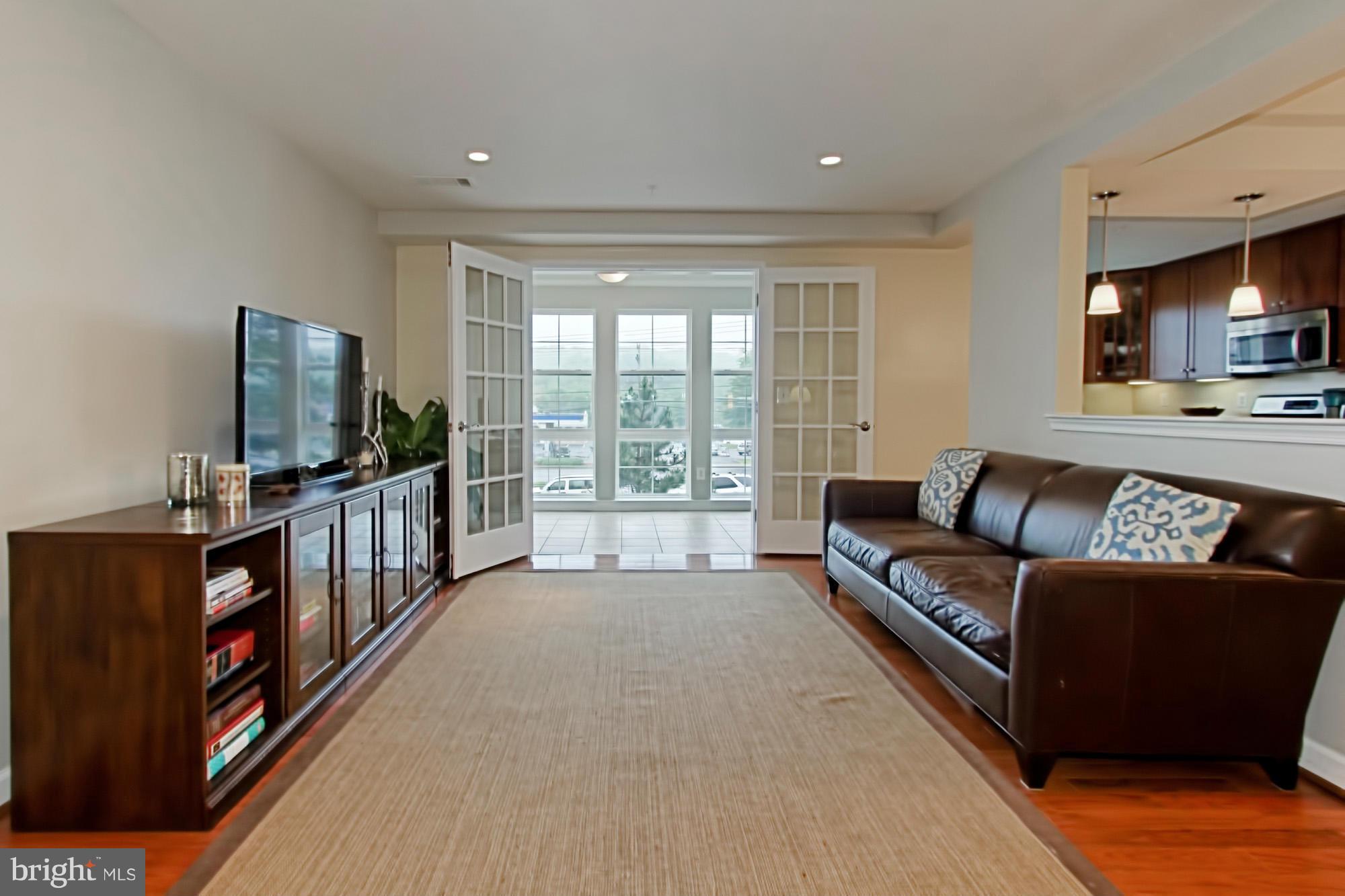 WEST VILLAGE OF SHIRLINGTON - Residential