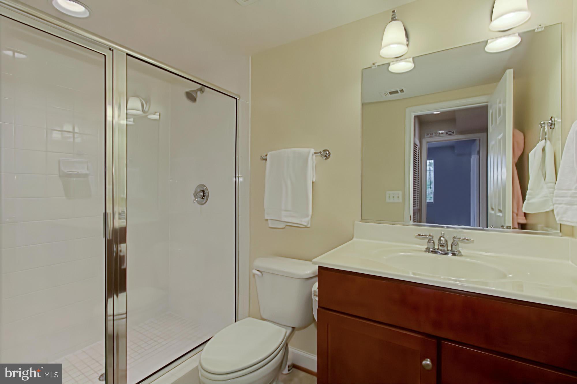 WEST VILLAGE OF SHIRLINGTON - Residential