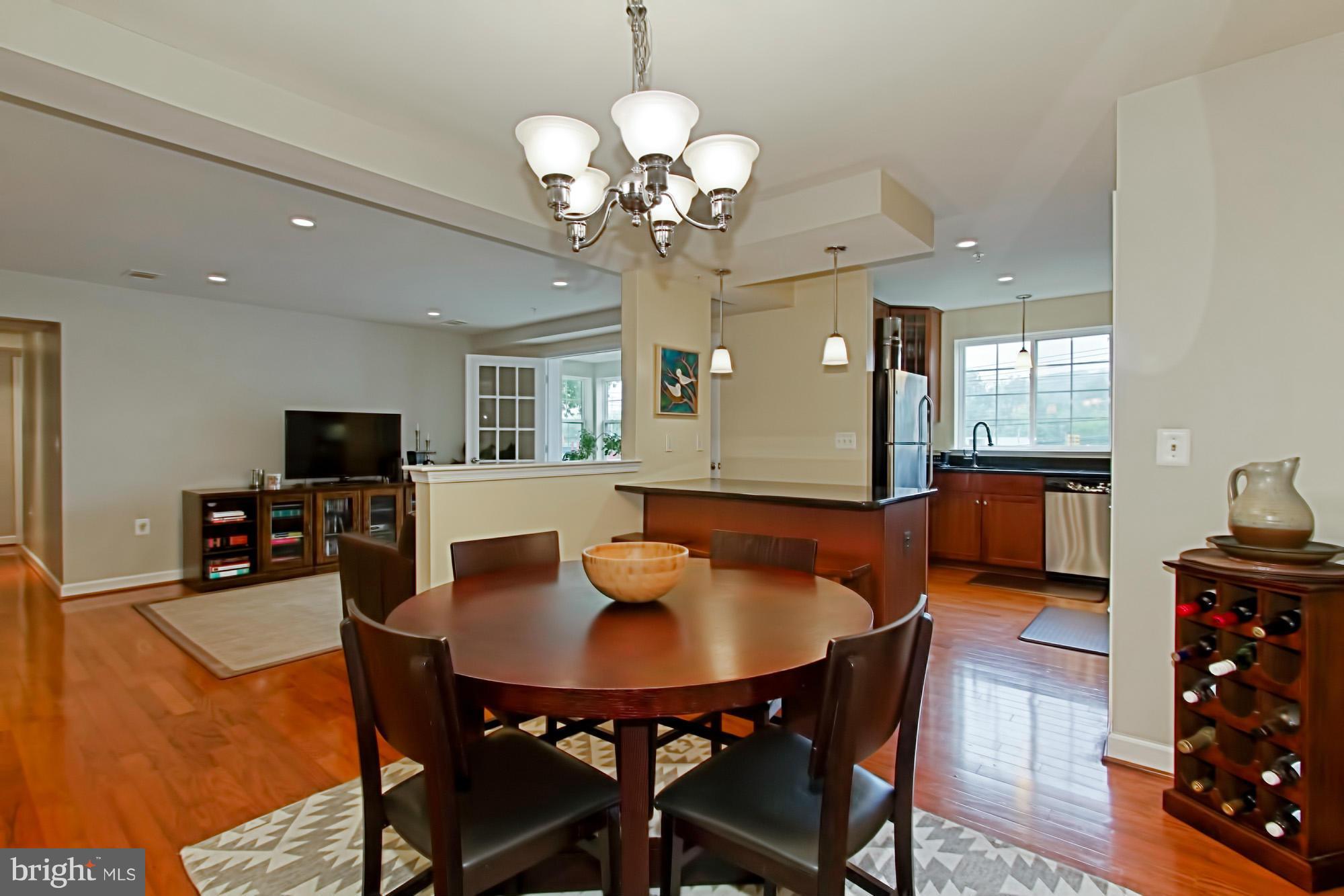 WEST VILLAGE OF SHIRLINGTON - Residential