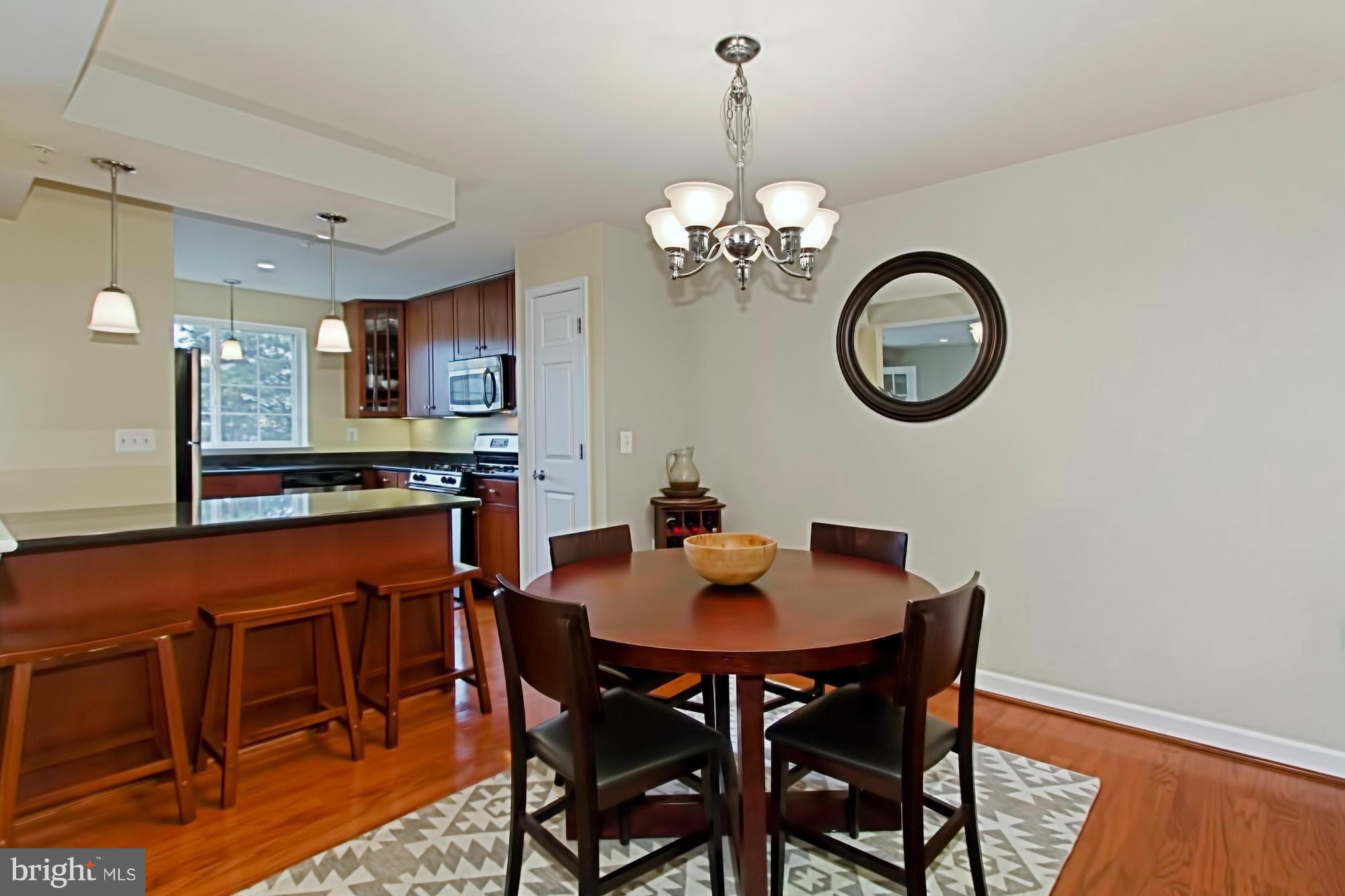 WEST VILLAGE OF SHIRLINGTON - Residential