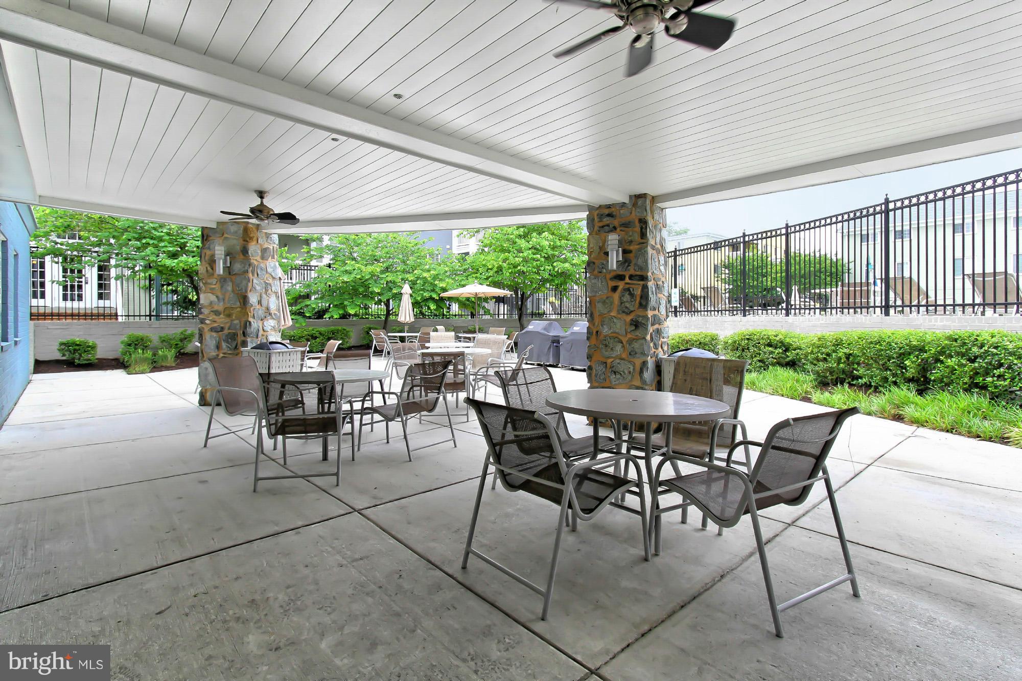 WEST VILLAGE OF SHIRLINGTON - Residential