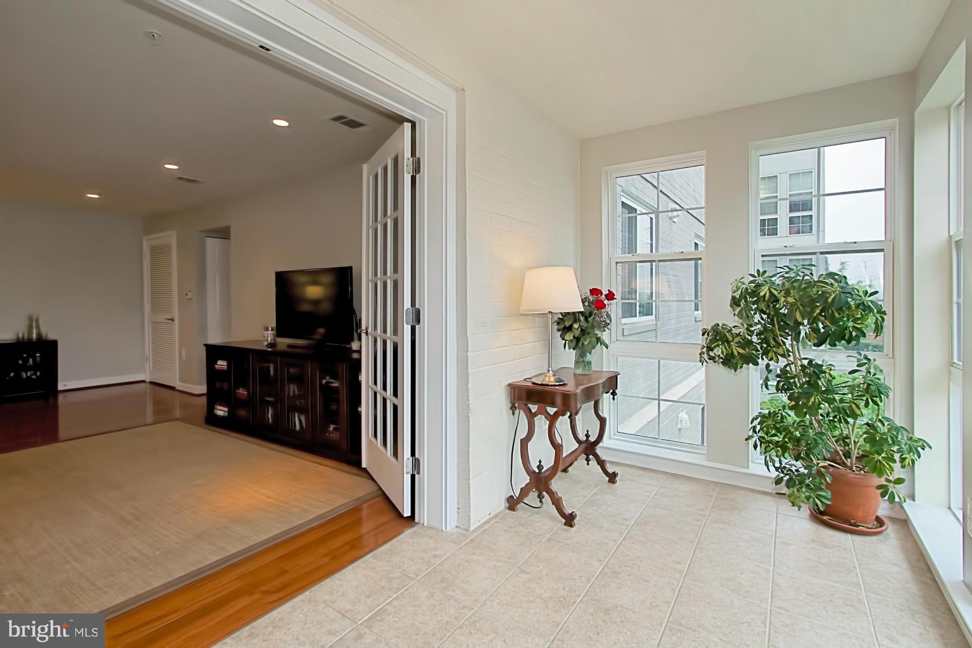 WEST VILLAGE OF SHIRLINGTON - Residential