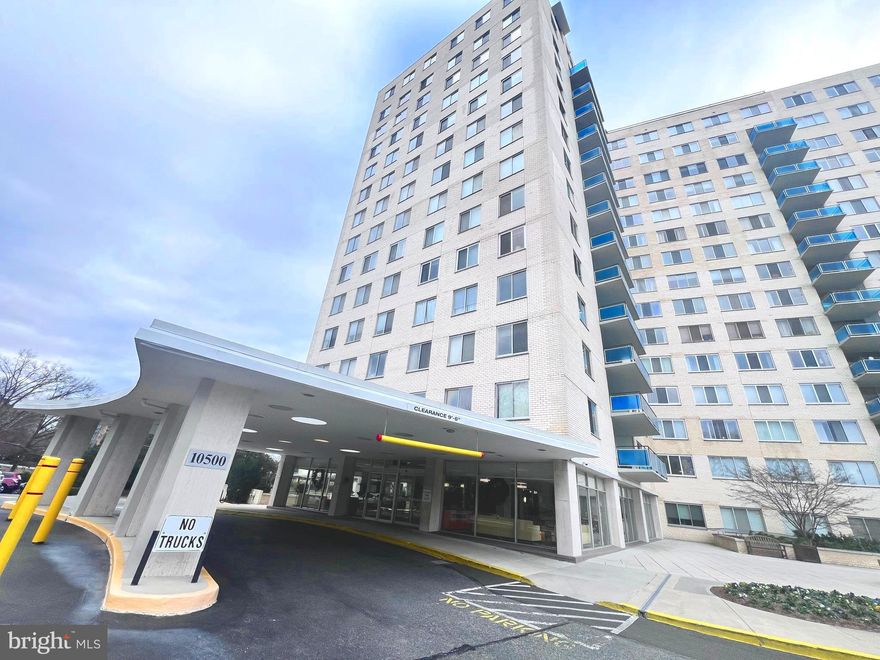 Gorgeous furnished studio efficiency in the premier location in Bethesda/Rockville steps from the GROSVENOR-STRATHMORE METRO STATION. ALL UTILITIES INCLUDED IN THE LOW MONTHLY CONDO FEE, electric, gas, water/sewer, fios-cable and internet, parking, Grosvenor Market, 24-hour security, as well as a concierge desk with security entrance. Building amenities, include pool, tennis courts, fitness room, game room, rooftop party room and more! The well-cared unit has extra-large walked-in closet and big windows letting in natural light. Galley kitchen equipped with new appliances, granite countertop and ample storage space!  Easy access to routes 355, I-495 and 270. Minutes from downtown Bethesda, Wildwood shopping center, NIH, Navy hospital, Rock Greek trail and convenient access to DC. Furniture and TV will convey to buyer.