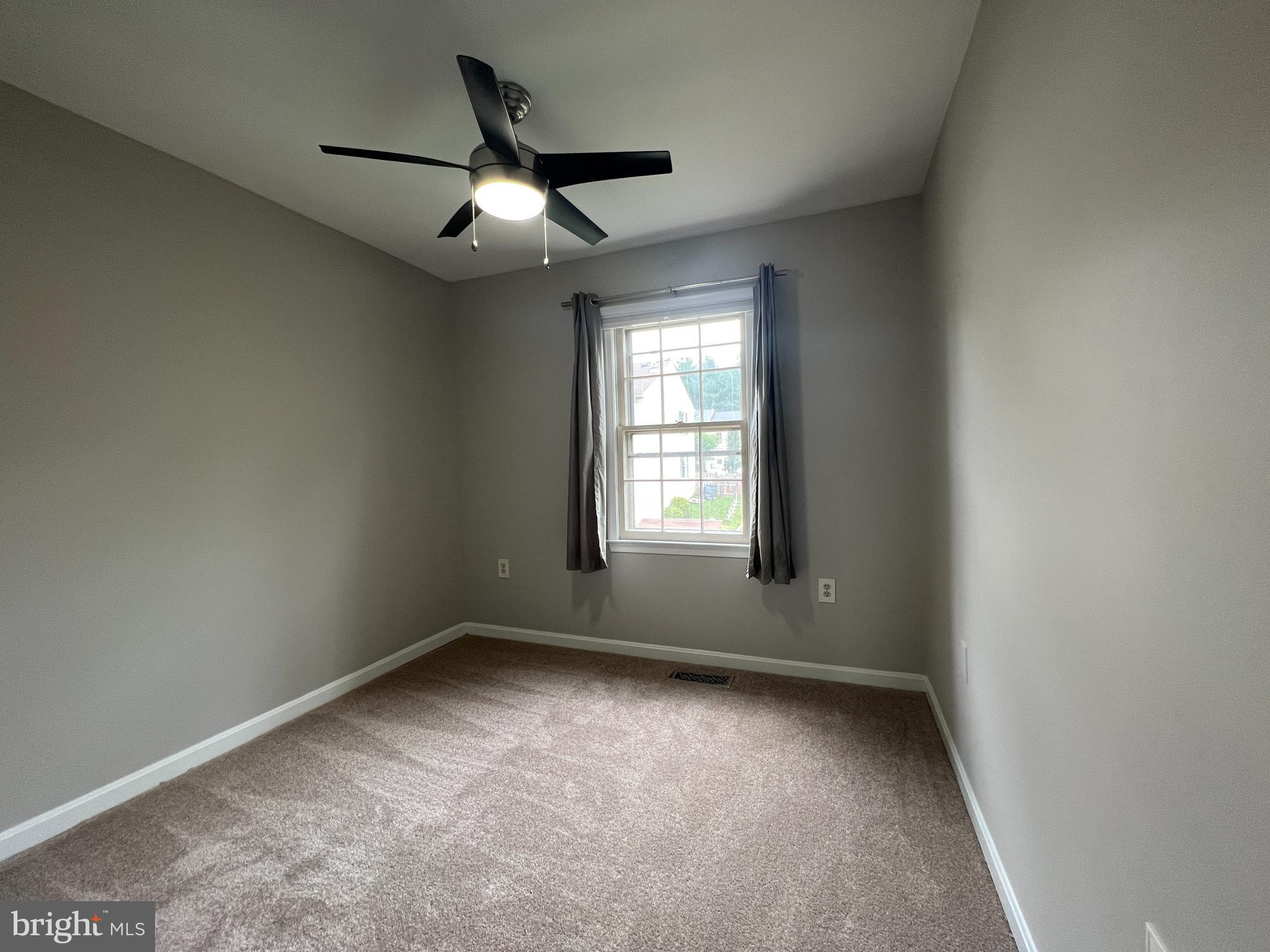 VILLAGE PARK - Residential Lease