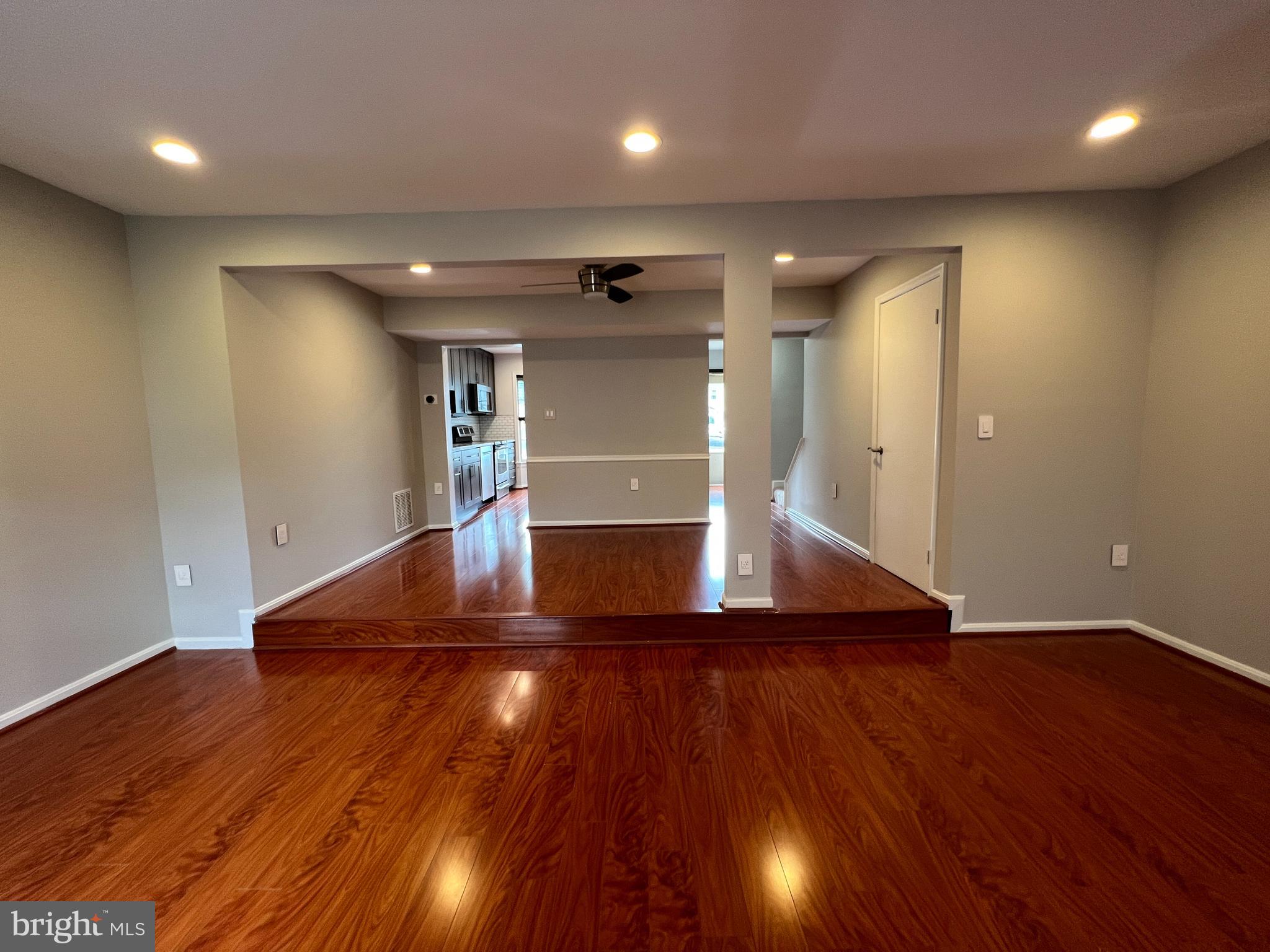 VILLAGE PARK - Residential Lease