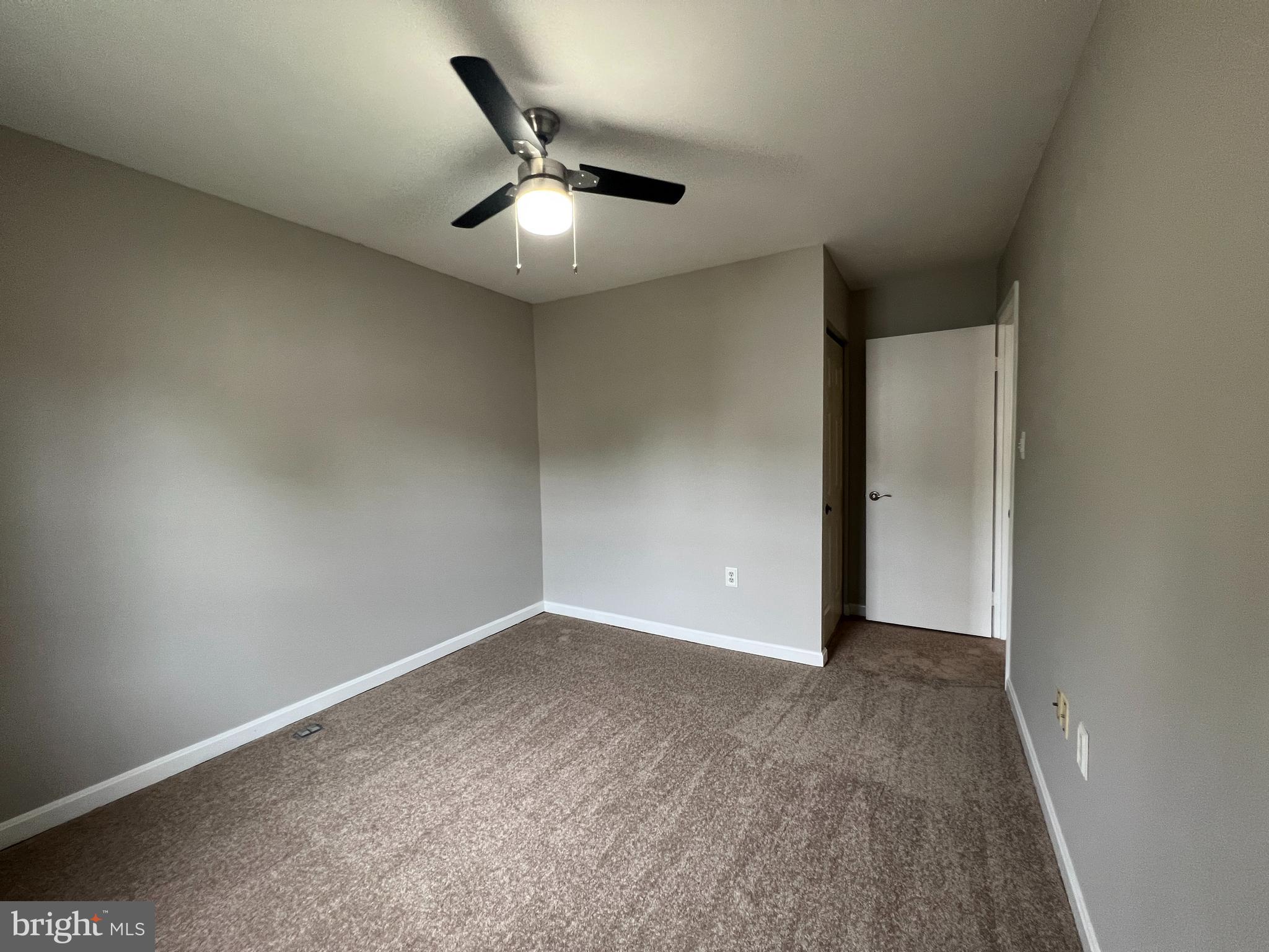 VILLAGE PARK - Residential Lease