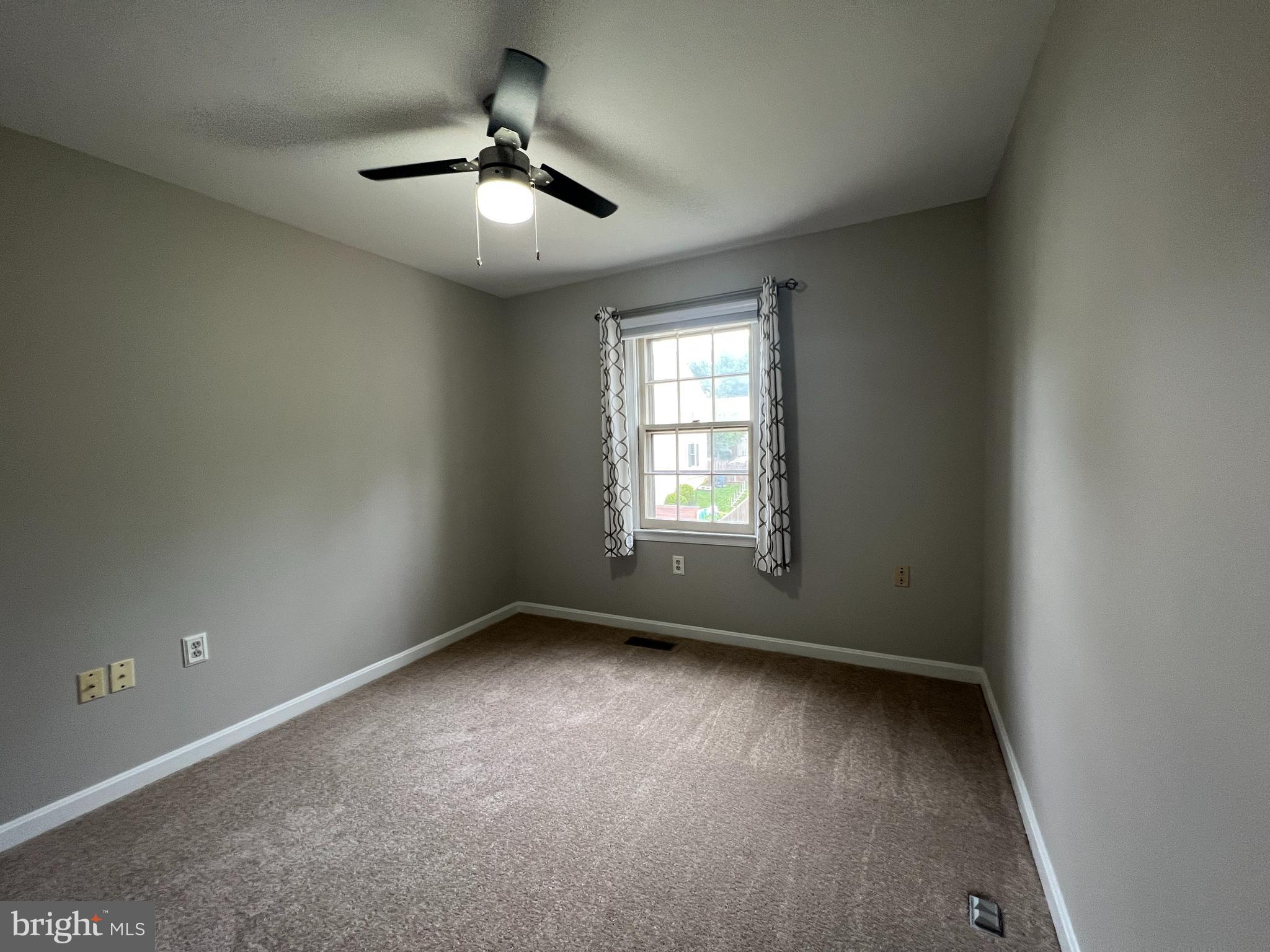 VILLAGE PARK - Residential Lease