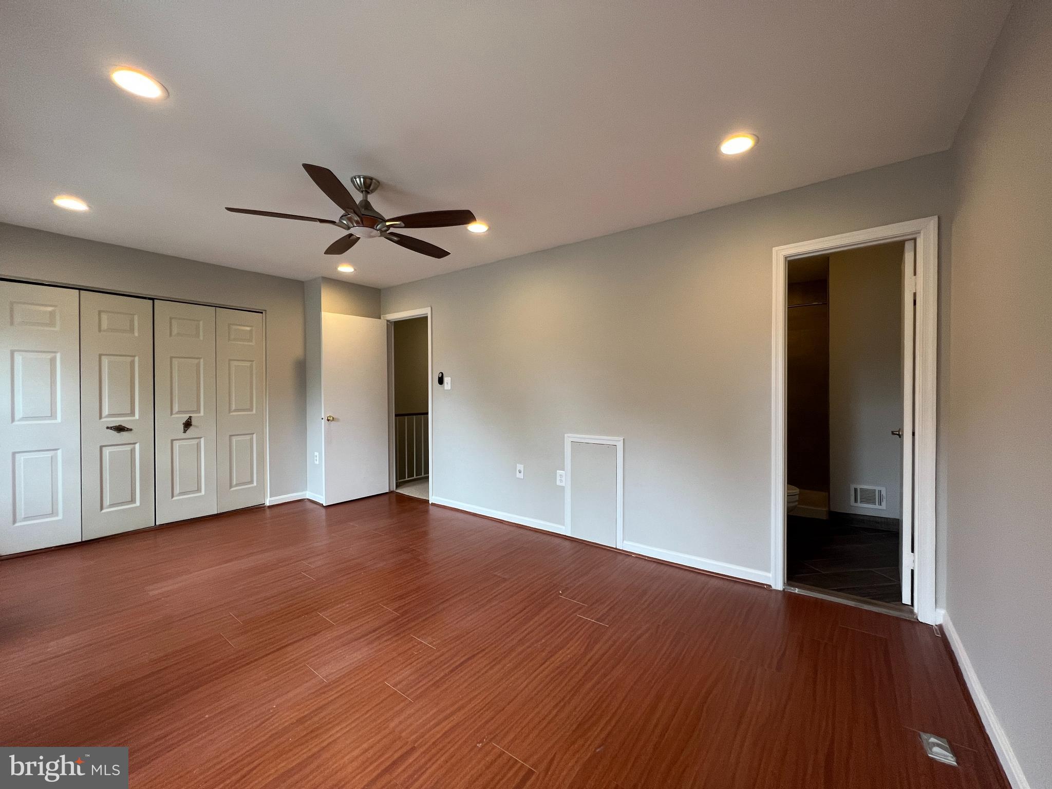 VILLAGE PARK - Residential Lease