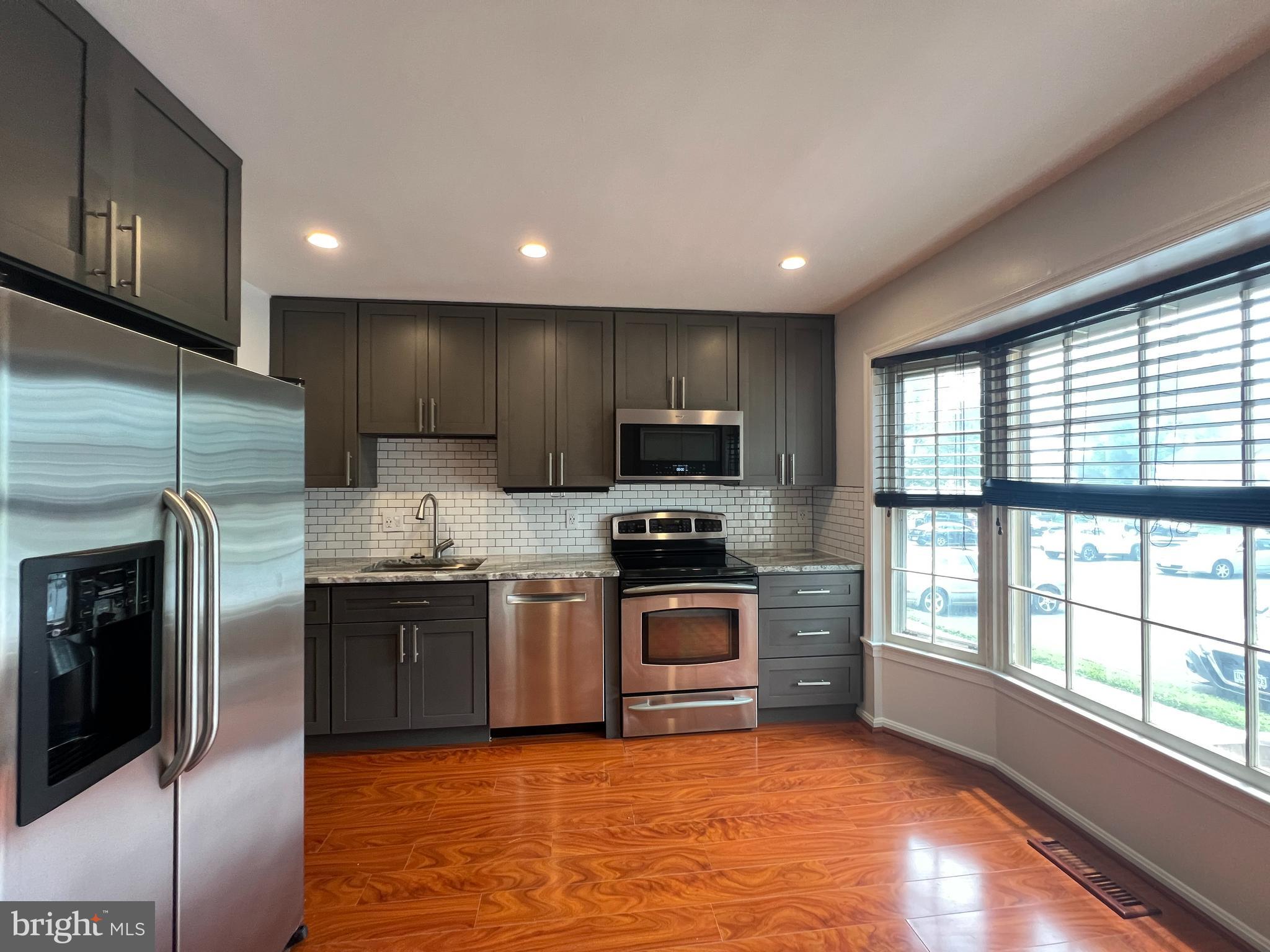 VILLAGE PARK - Residential Lease