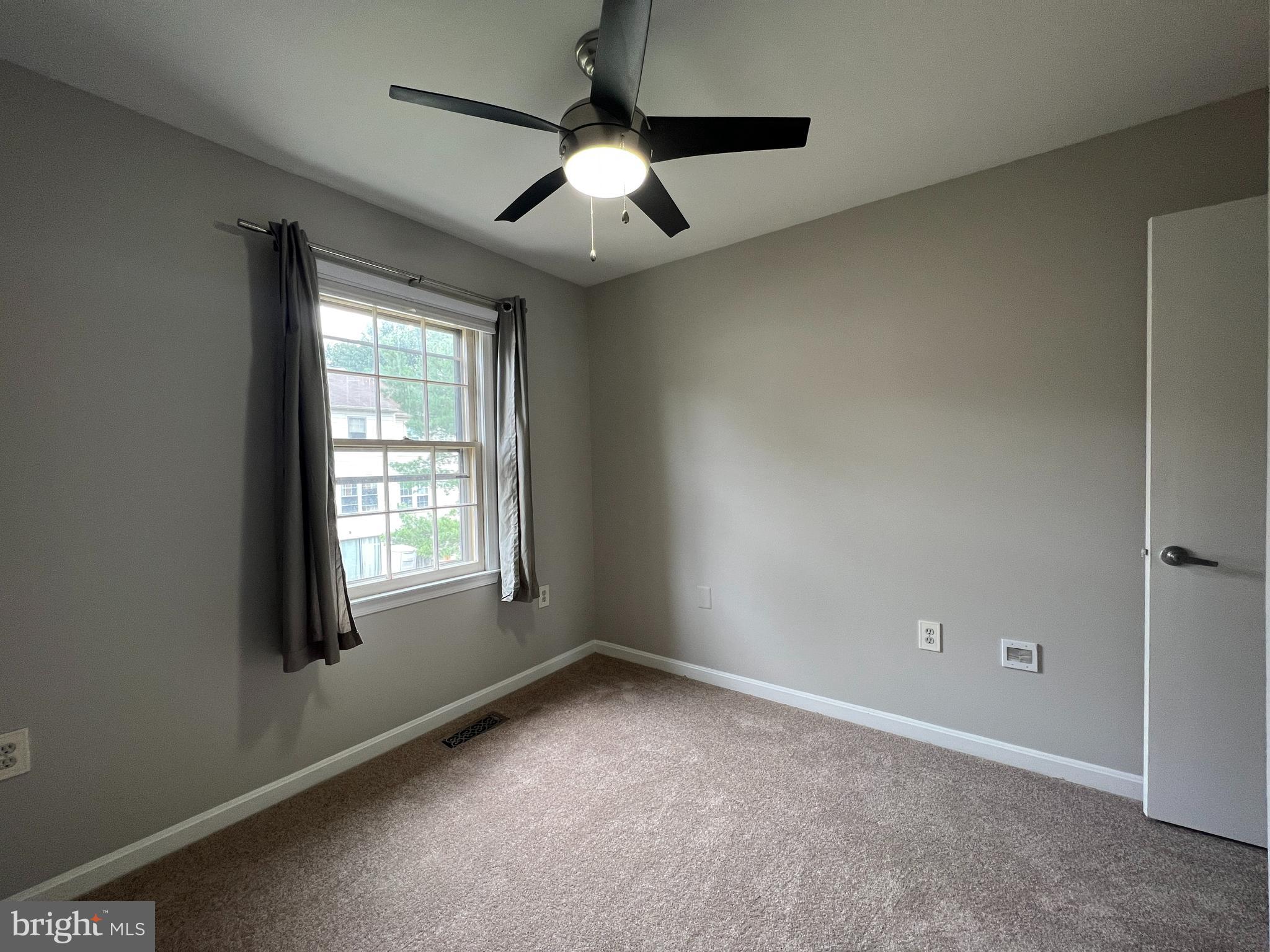 VILLAGE PARK - Residential Lease