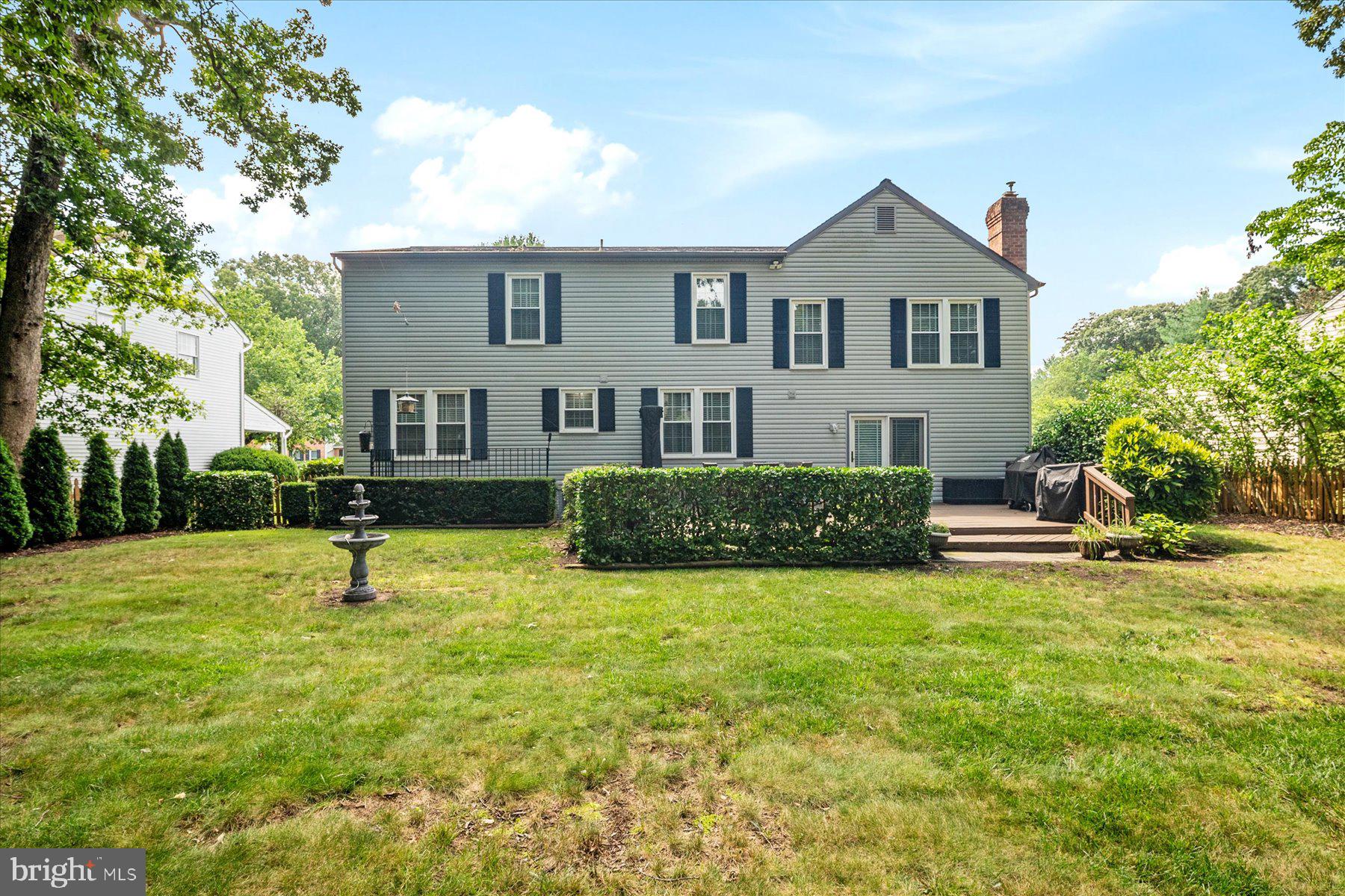 750 LIVE OAK DRIVE
