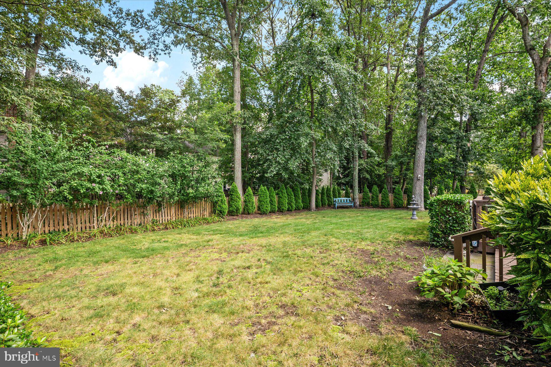 750 LIVE OAK DRIVE
