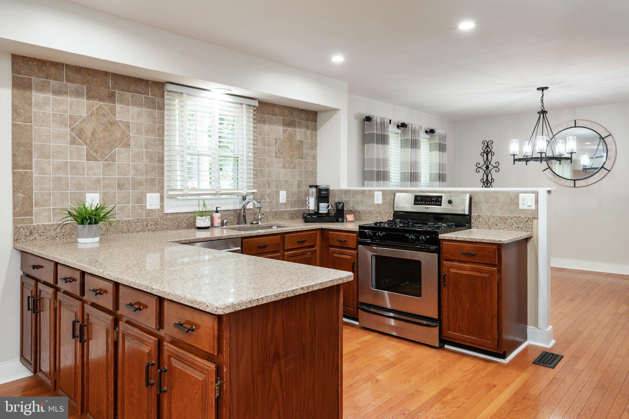 750 LIVE OAK DRIVE