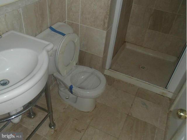 BLUEGRASS HEIGHTS - Residential