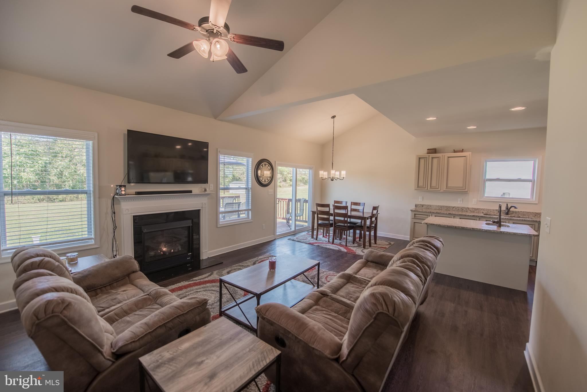 NORTH RIDGE - Residential