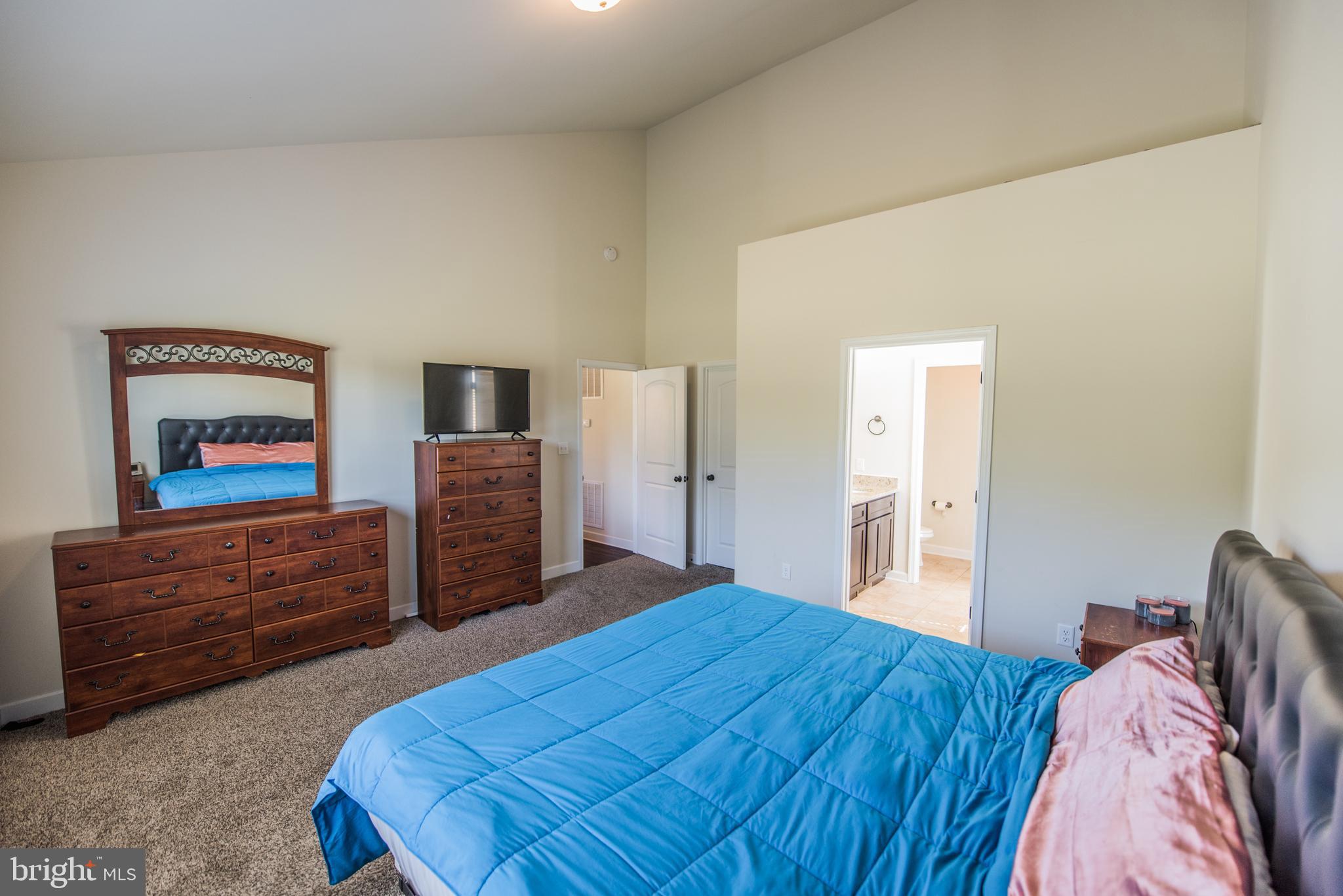 NORTH RIDGE - Residential