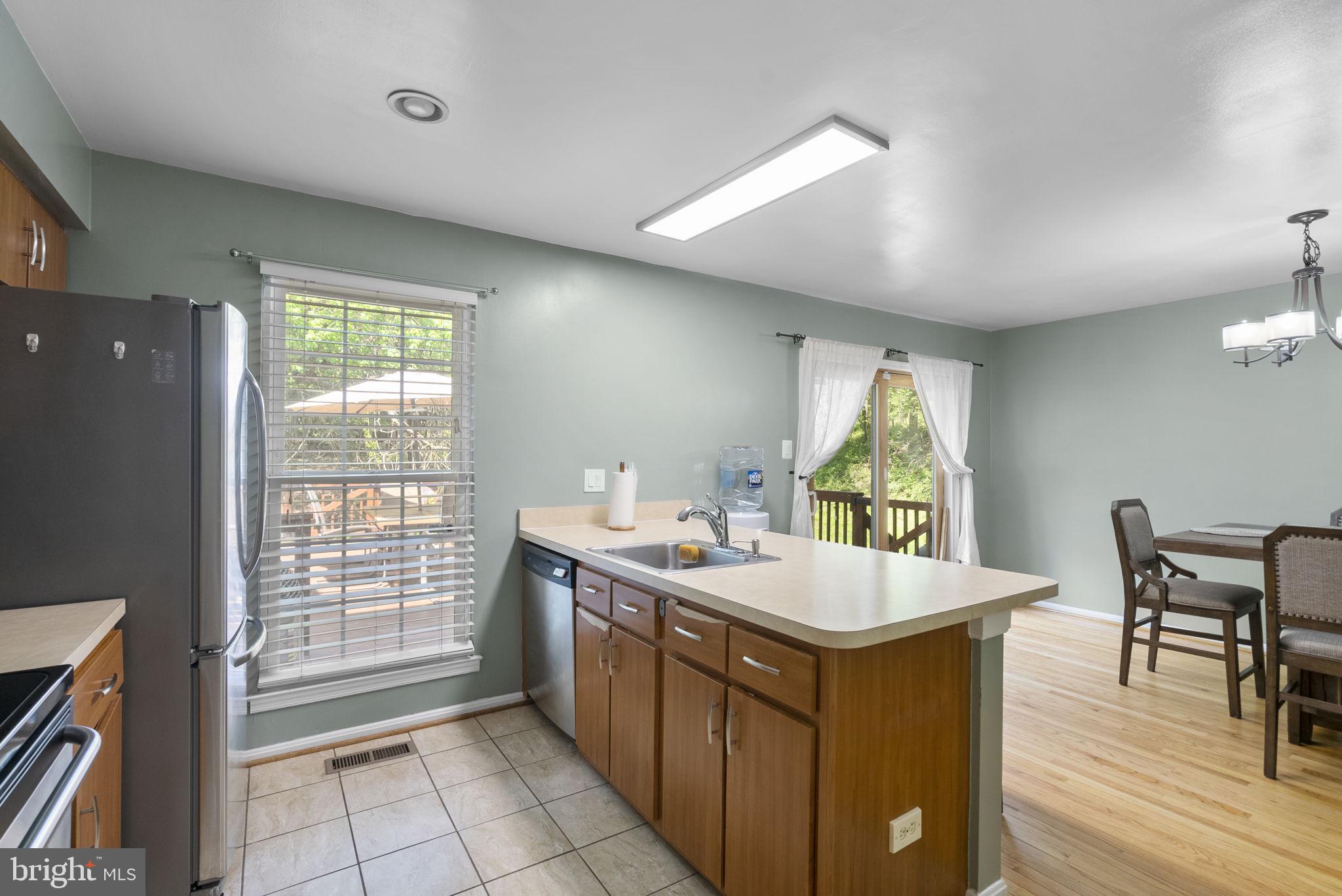 LONGMEAD - Residential