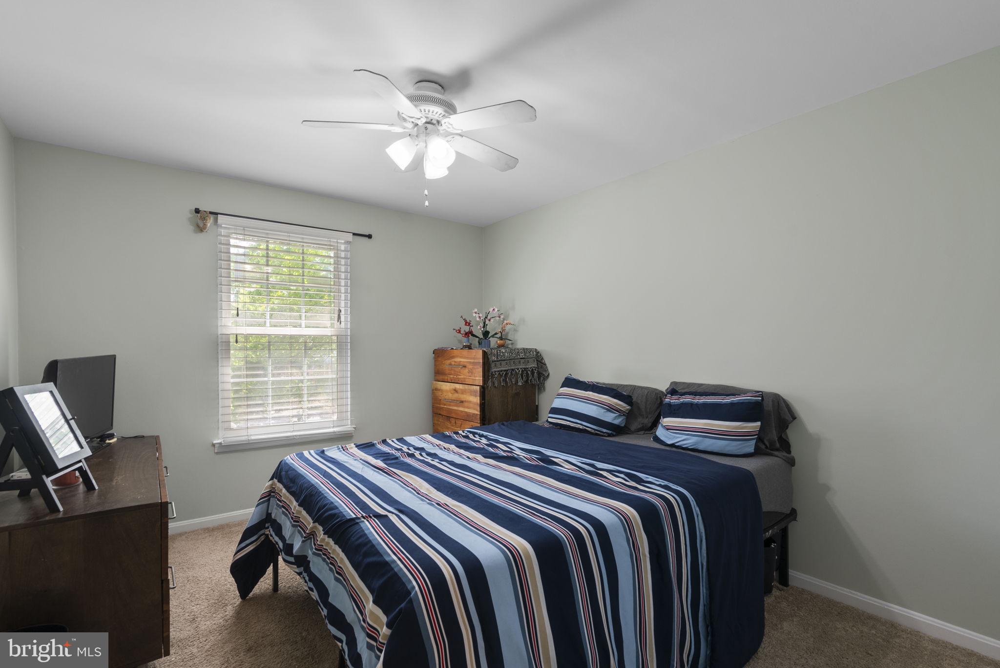 LONGMEAD - Residential