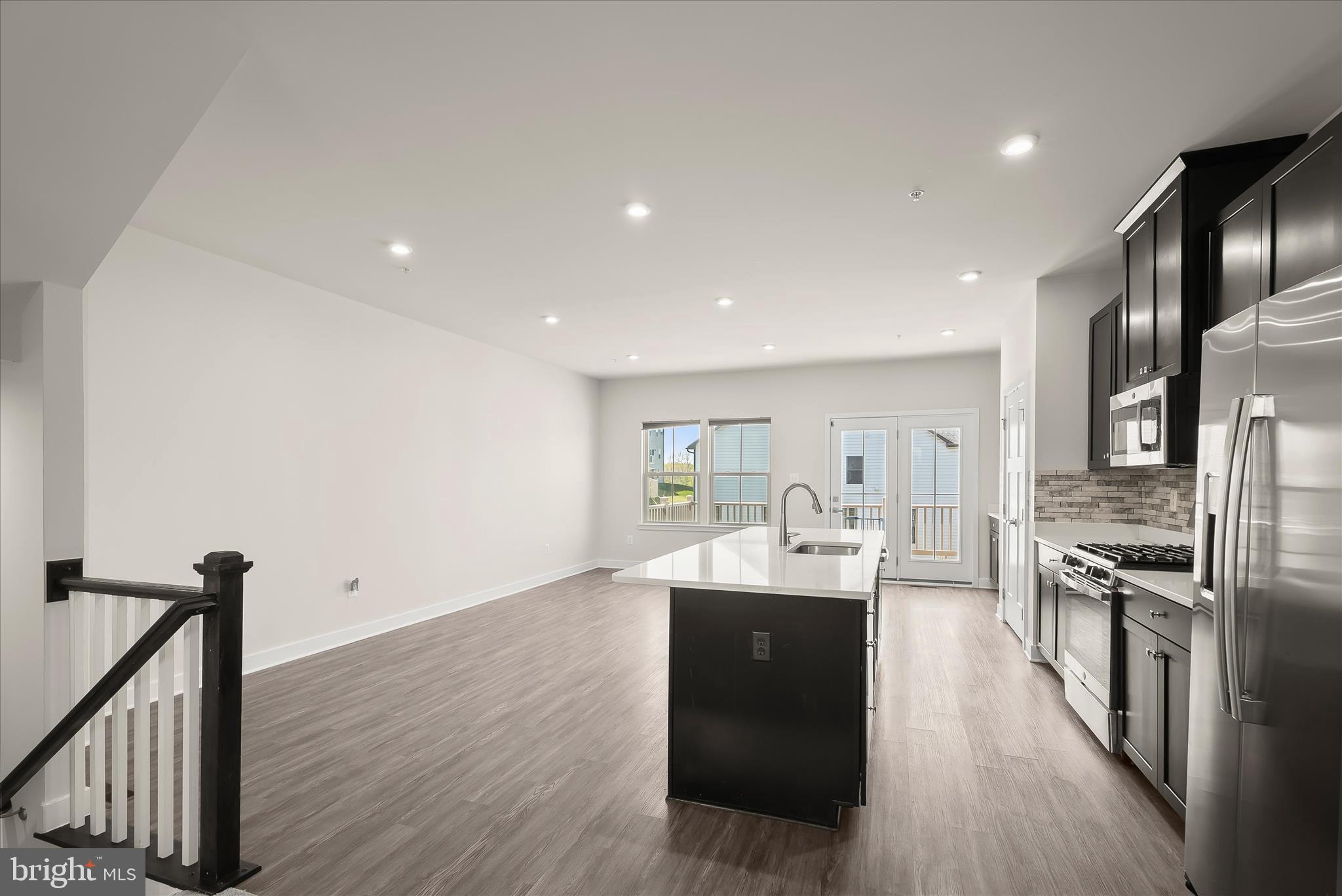 LAKE LINGANORE OAKDALE - Residential