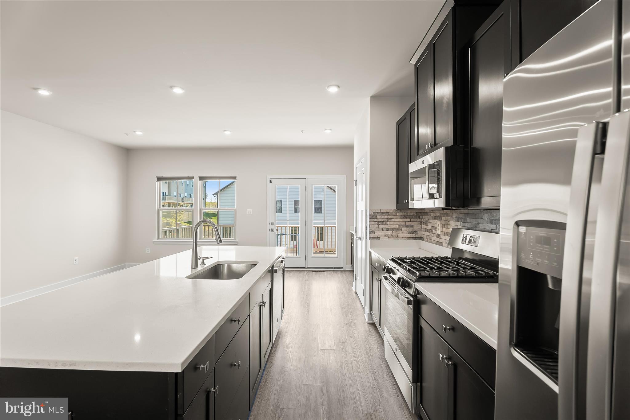 LAKE LINGANORE OAKDALE - Residential