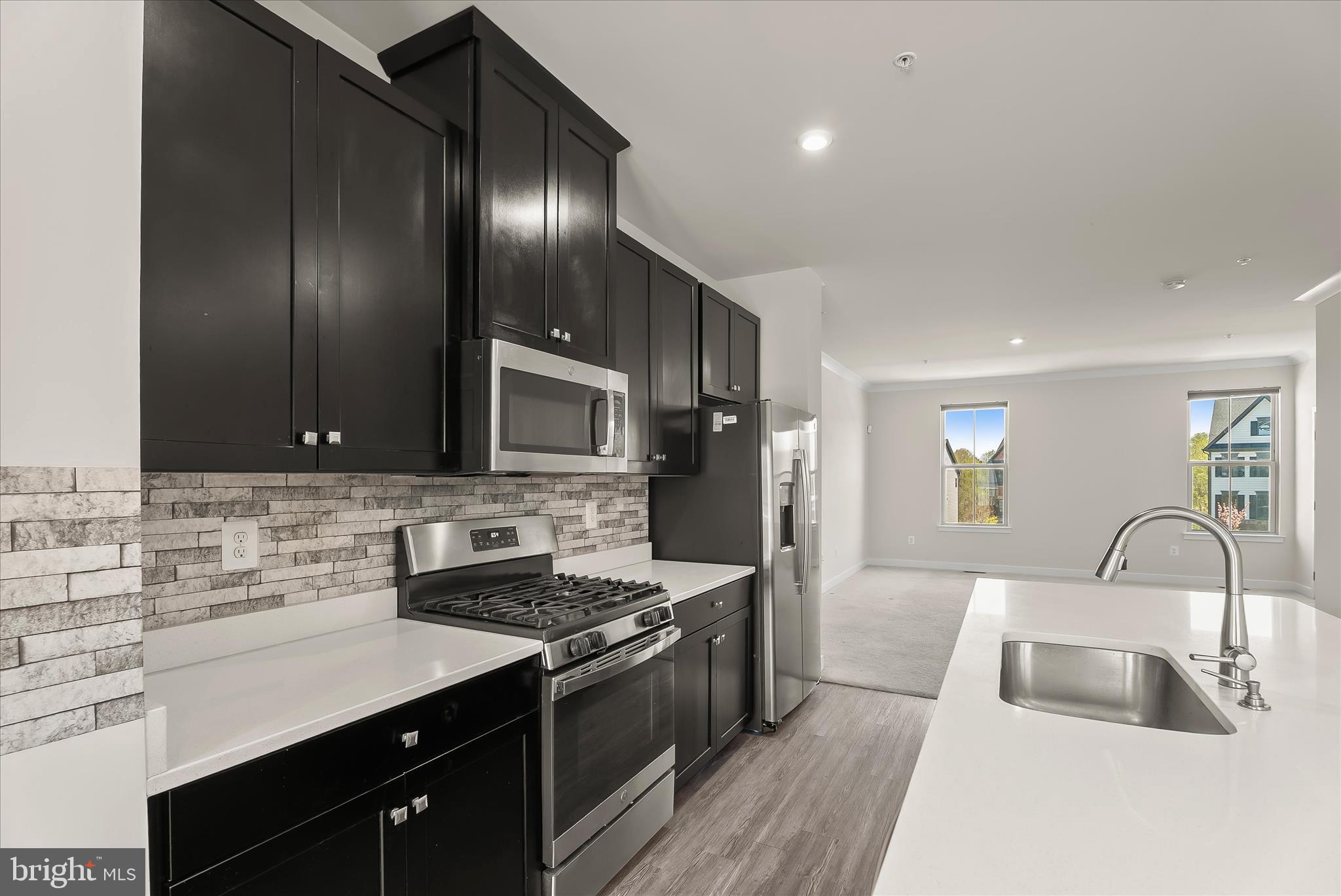 LAKE LINGANORE OAKDALE - Residential