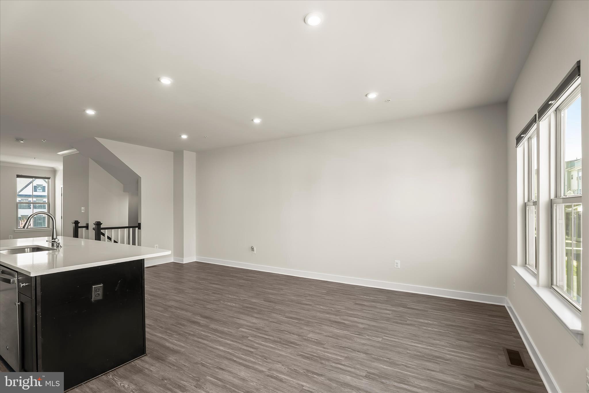 LAKE LINGANORE OAKDALE - Residential