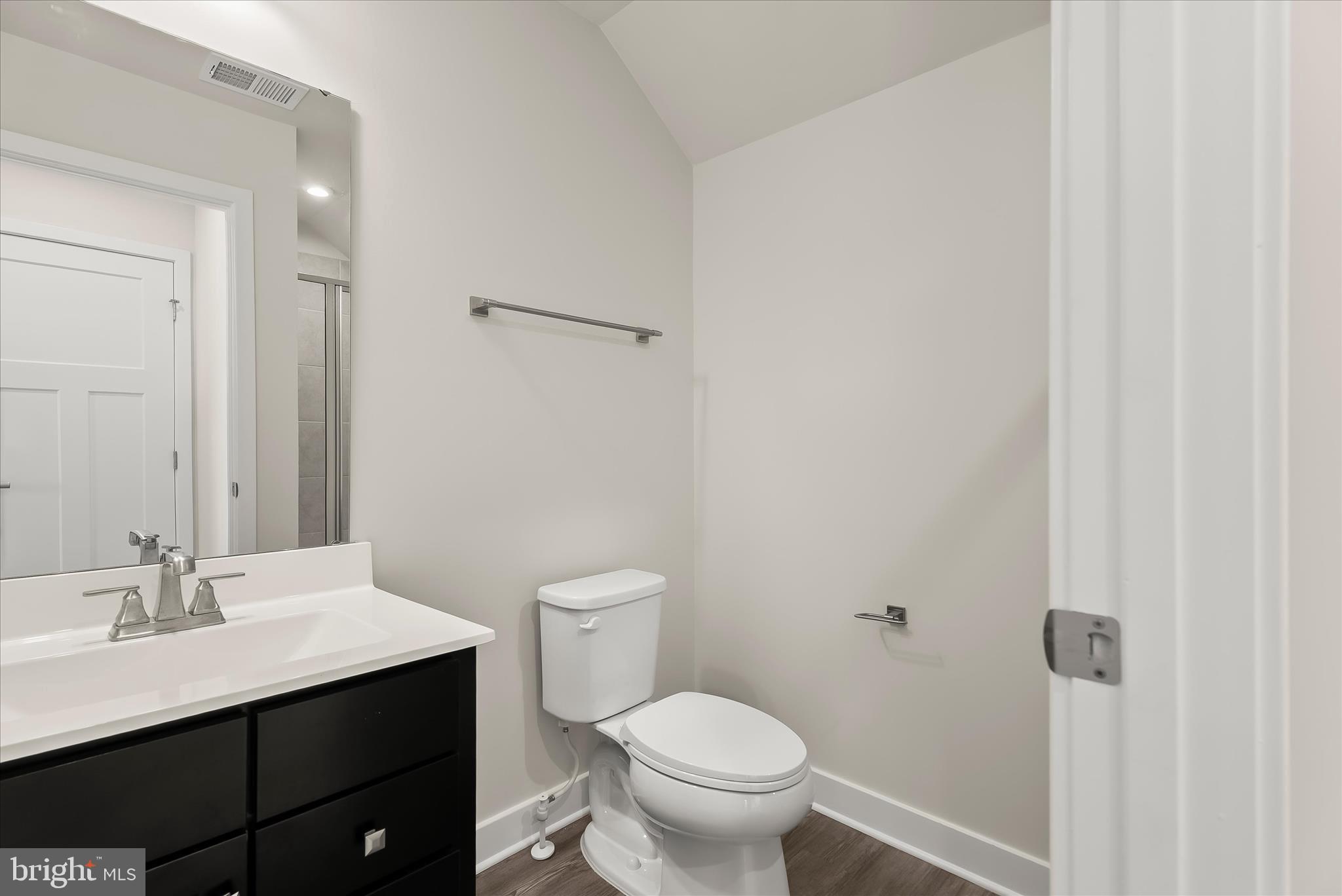 LAKE LINGANORE OAKDALE - Residential