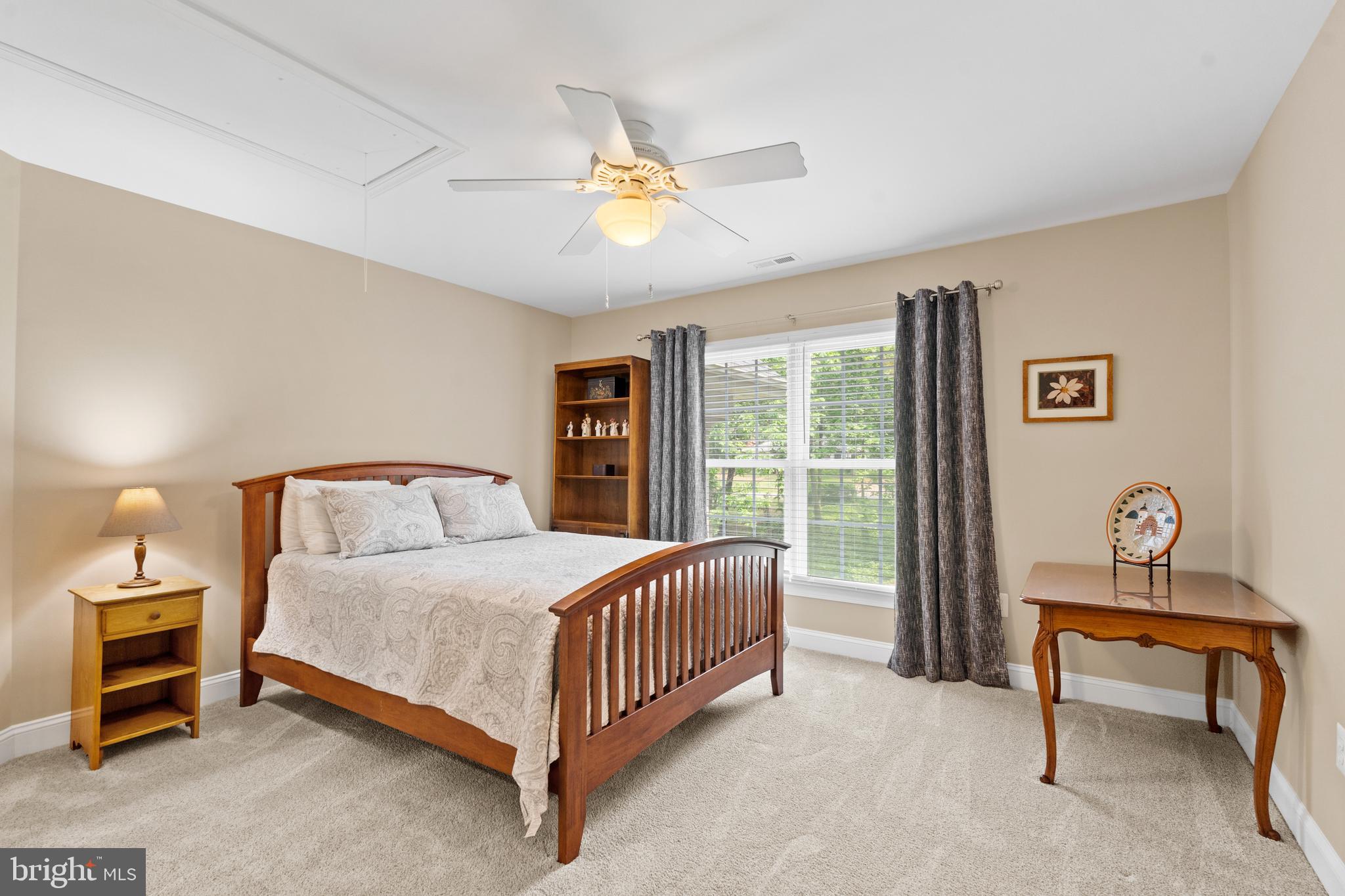 WOODLEY HILLS - Residential