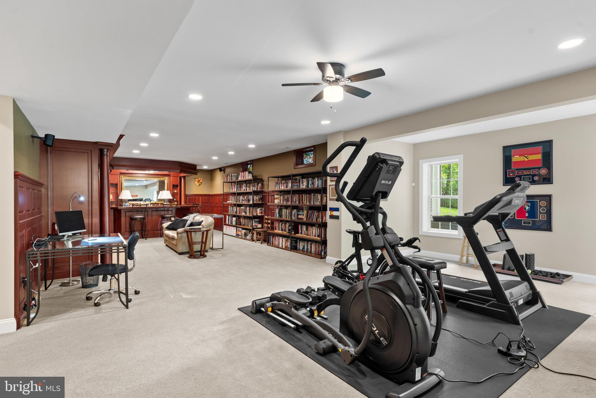 WOODLEY HILLS - Residential