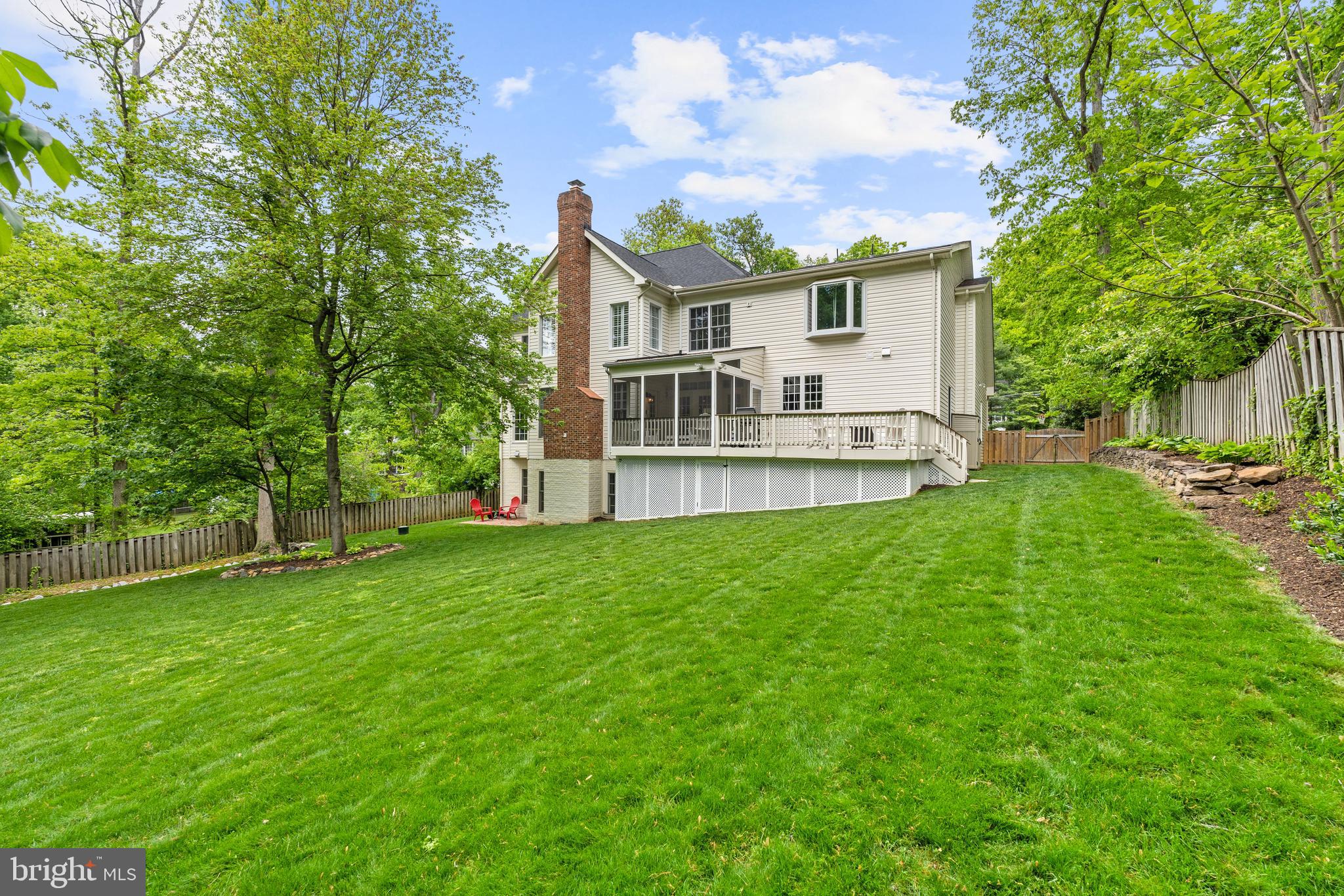 WOODLEY HILLS - Residential