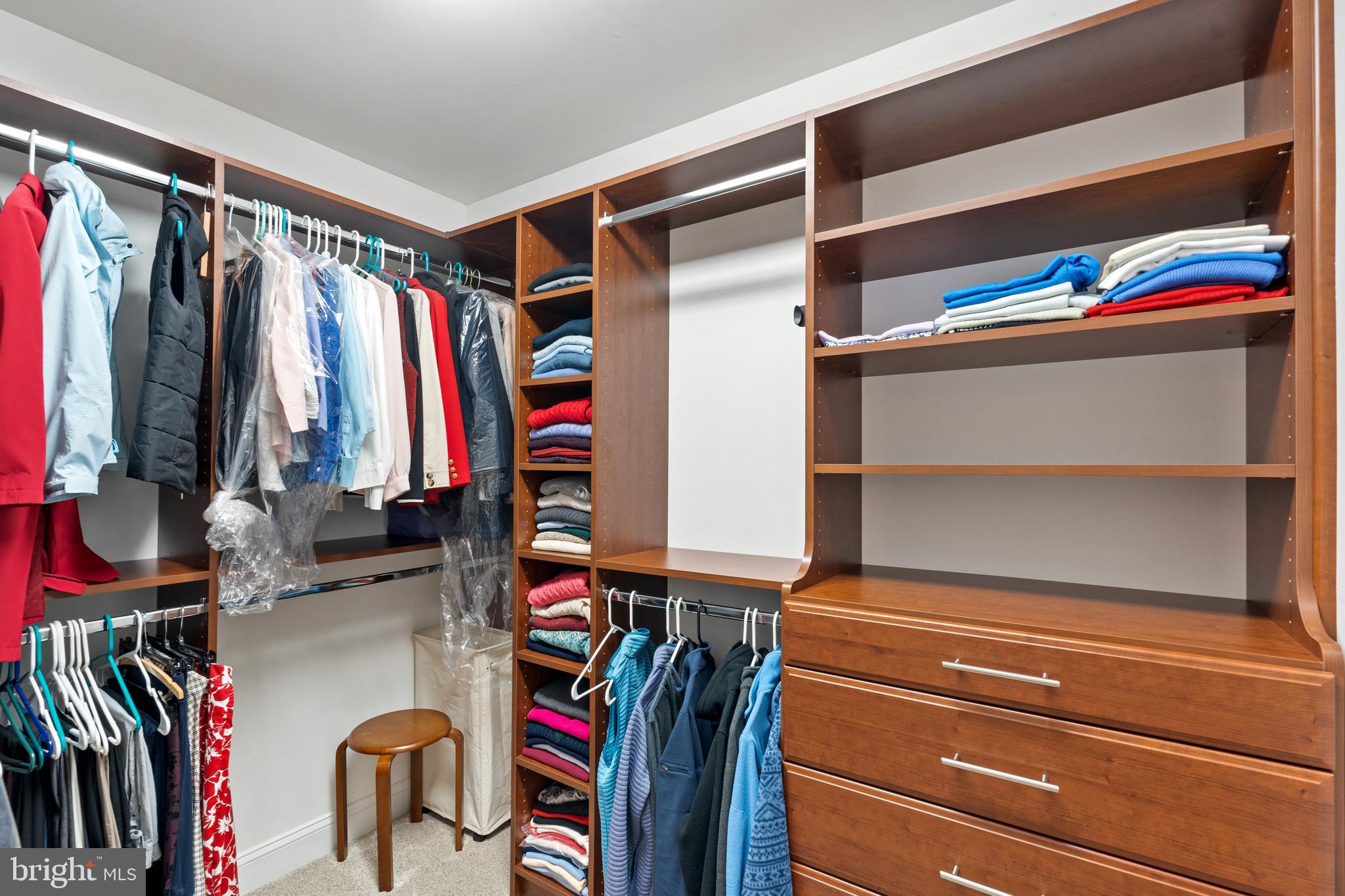 WOODLEY HILLS - Residential