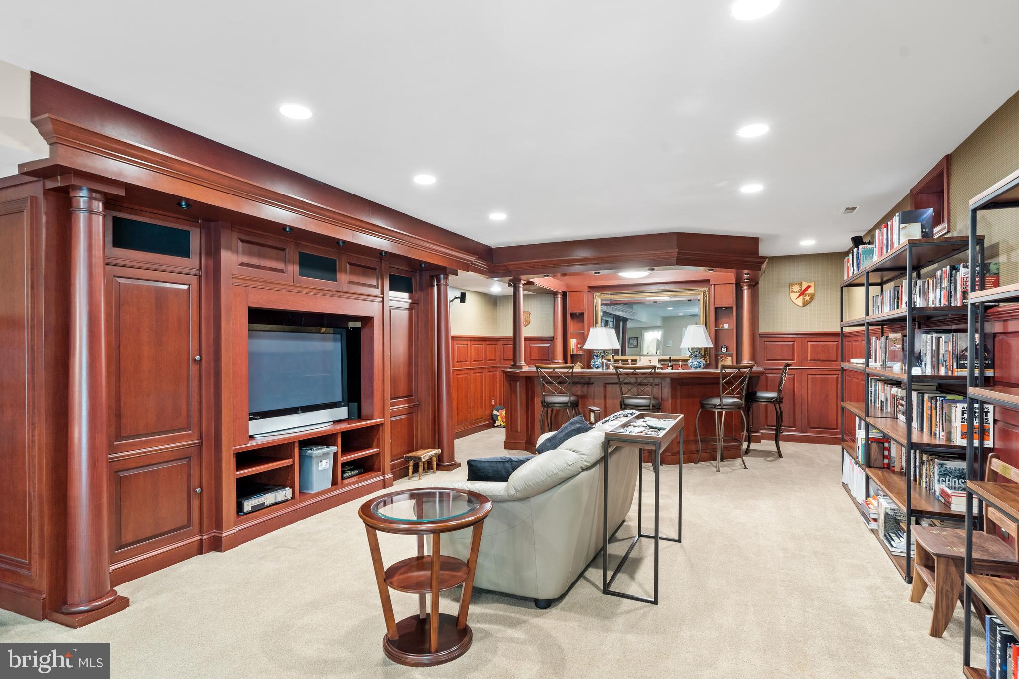 WOODLEY HILLS - Residential