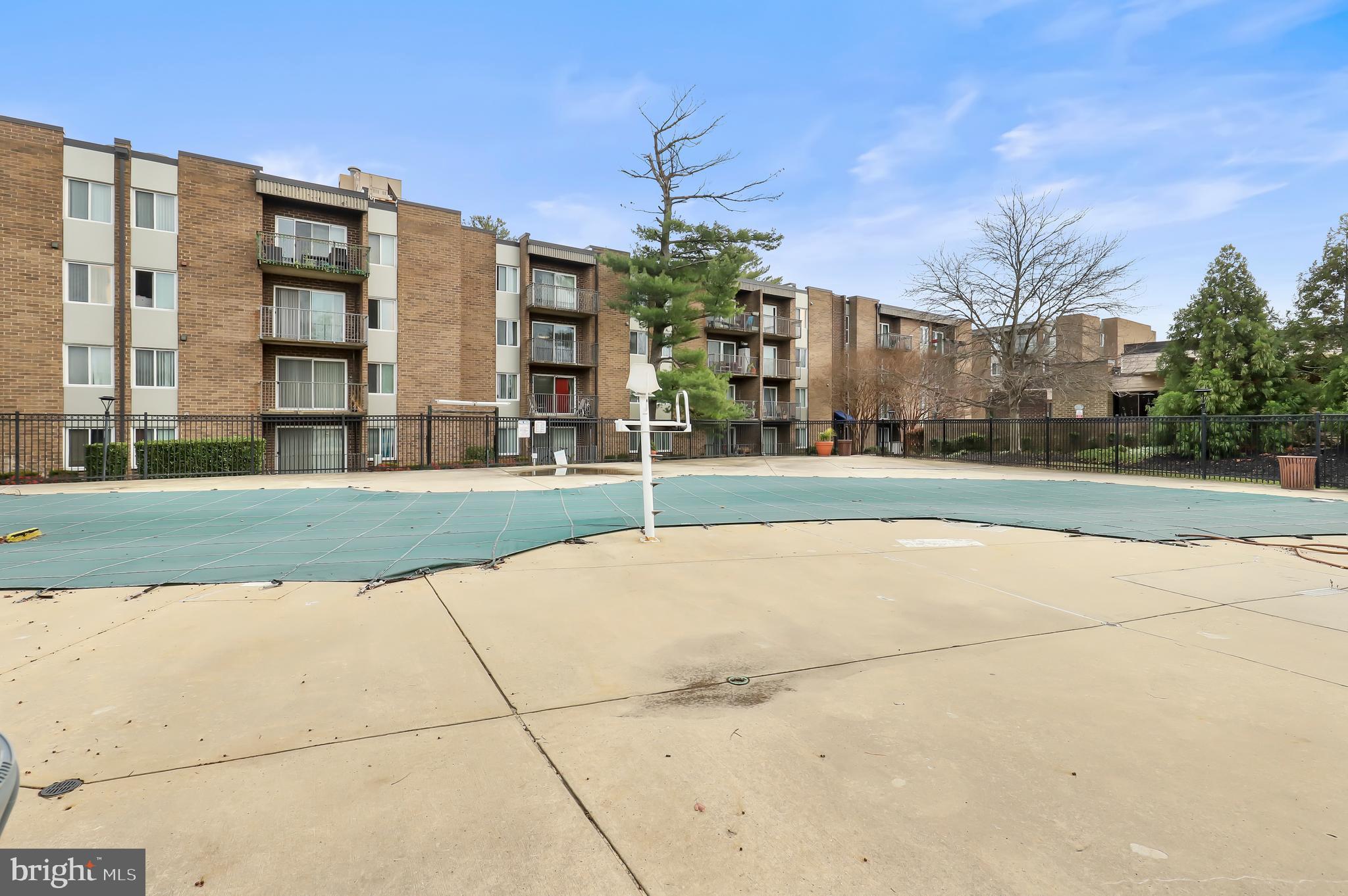 EOS TWENTY-ONE - Residential