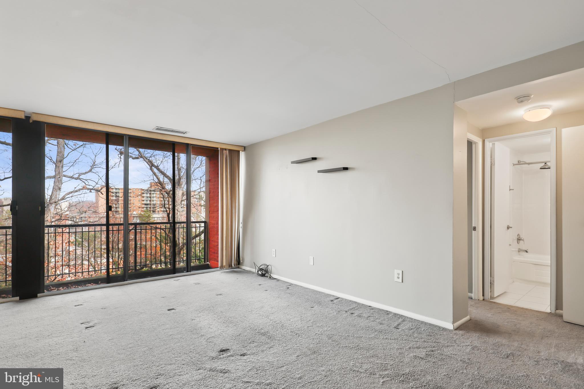 EOS TWENTY-ONE - Residential