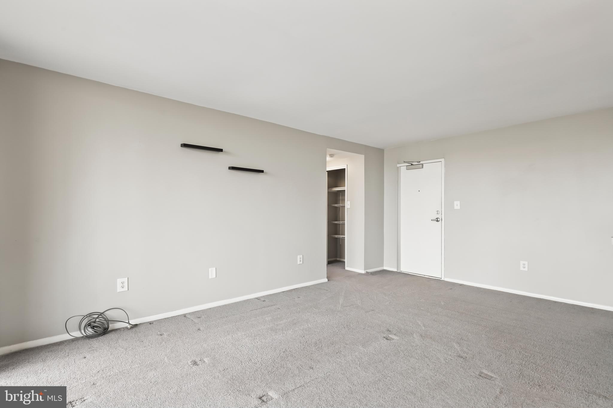 EOS TWENTY-ONE - Residential