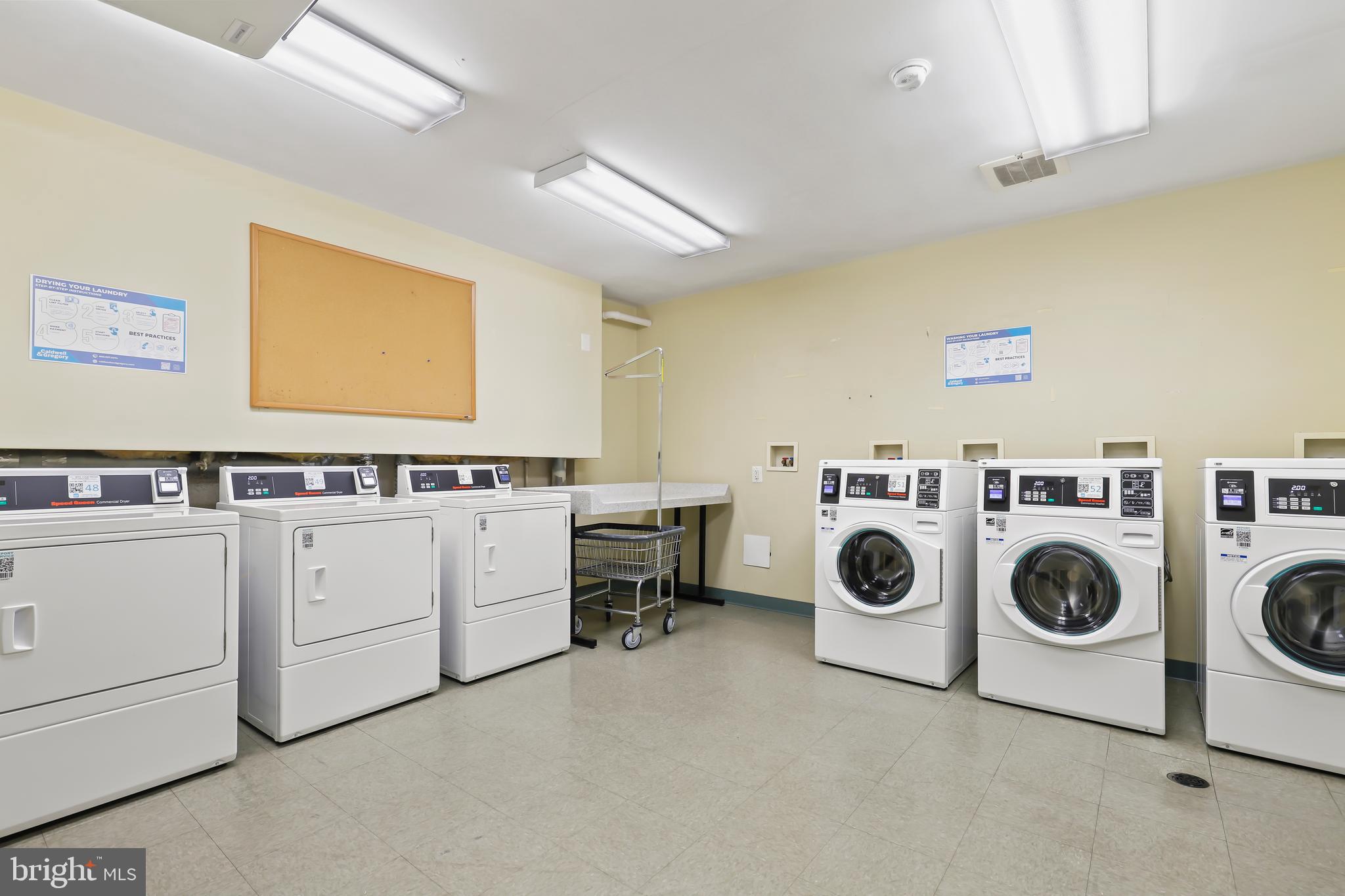 EOS TWENTY-ONE - Residential