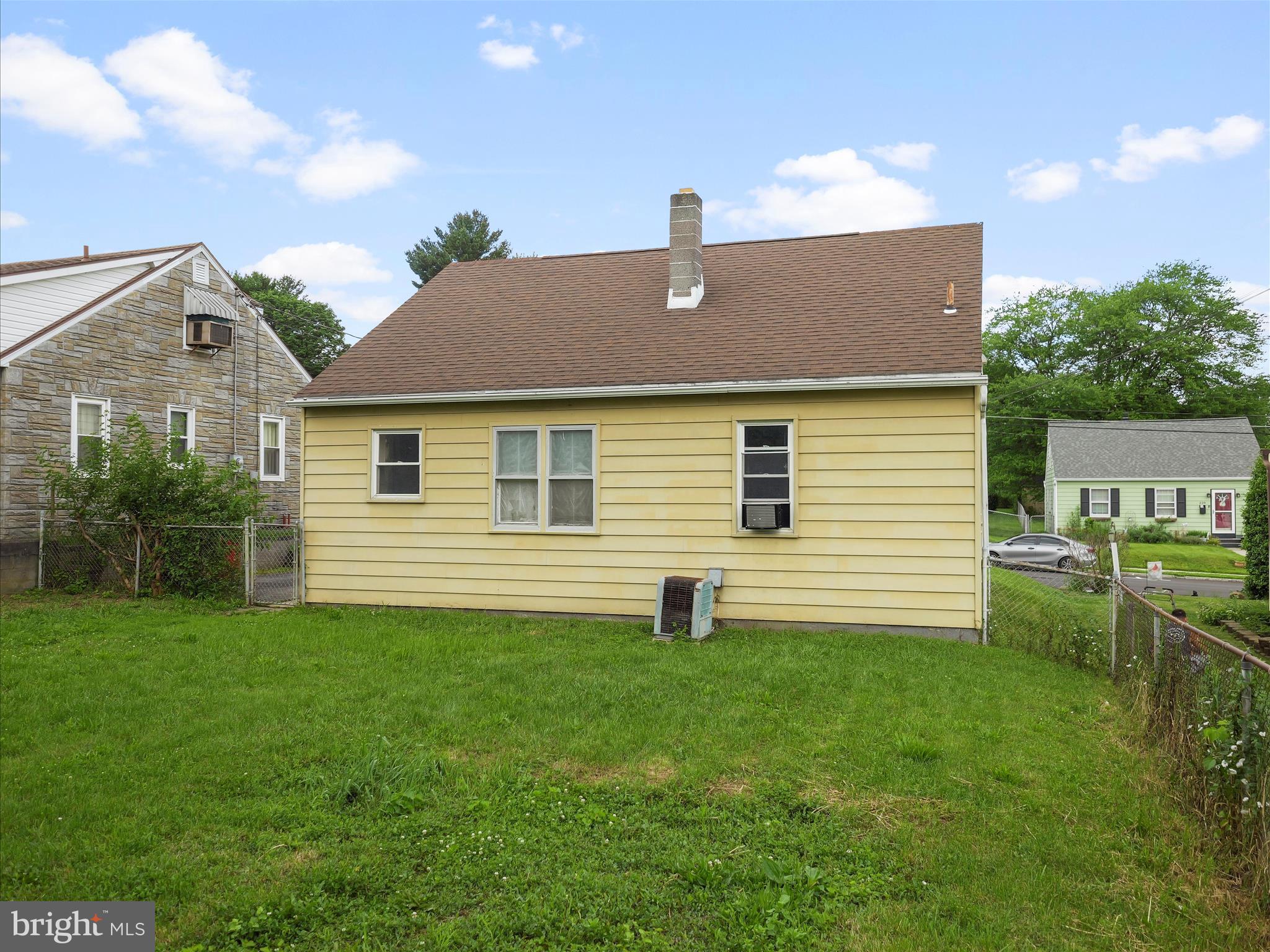 HAGERSTOWN - Residential