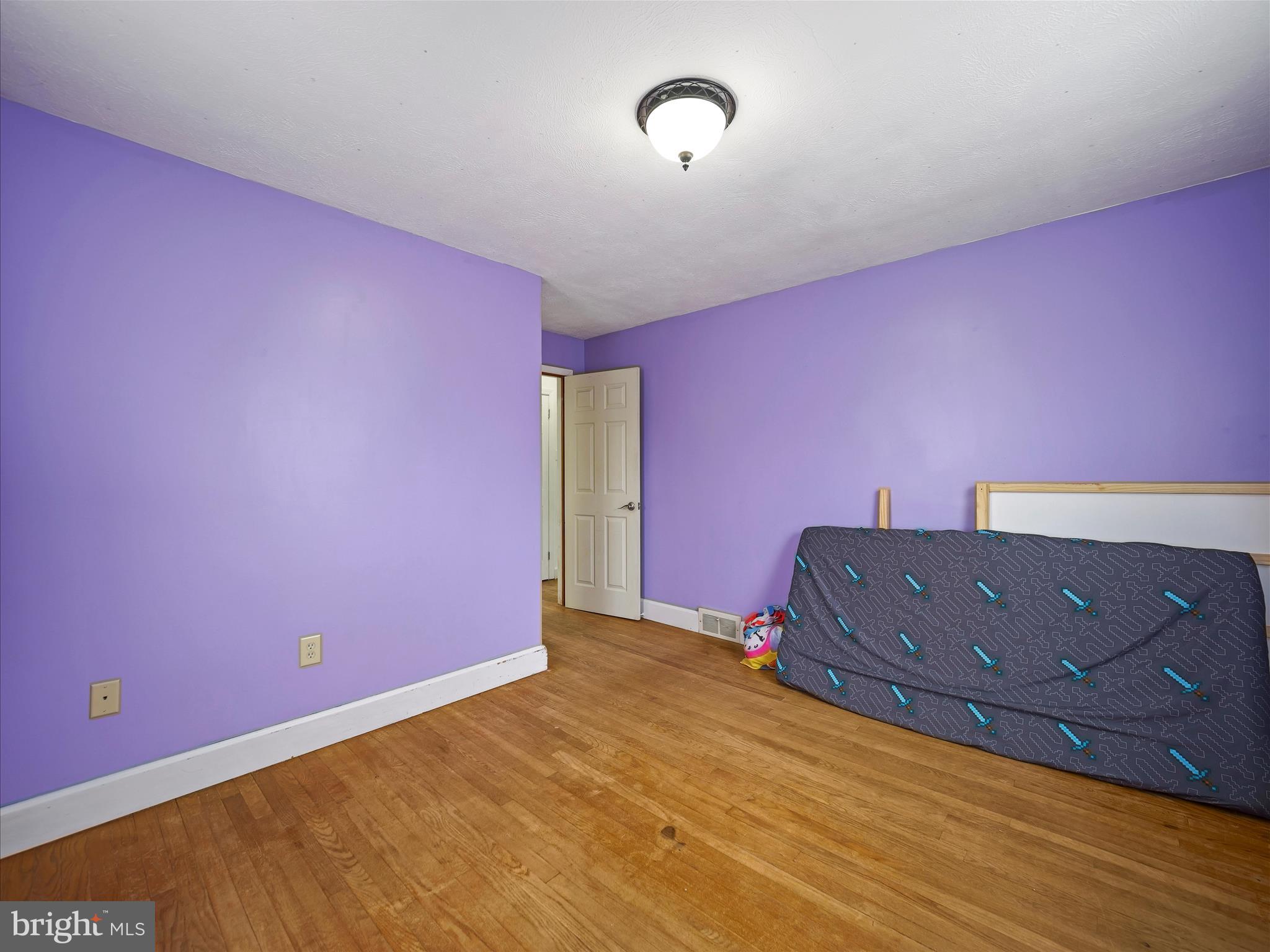 HAGERSTOWN - Residential