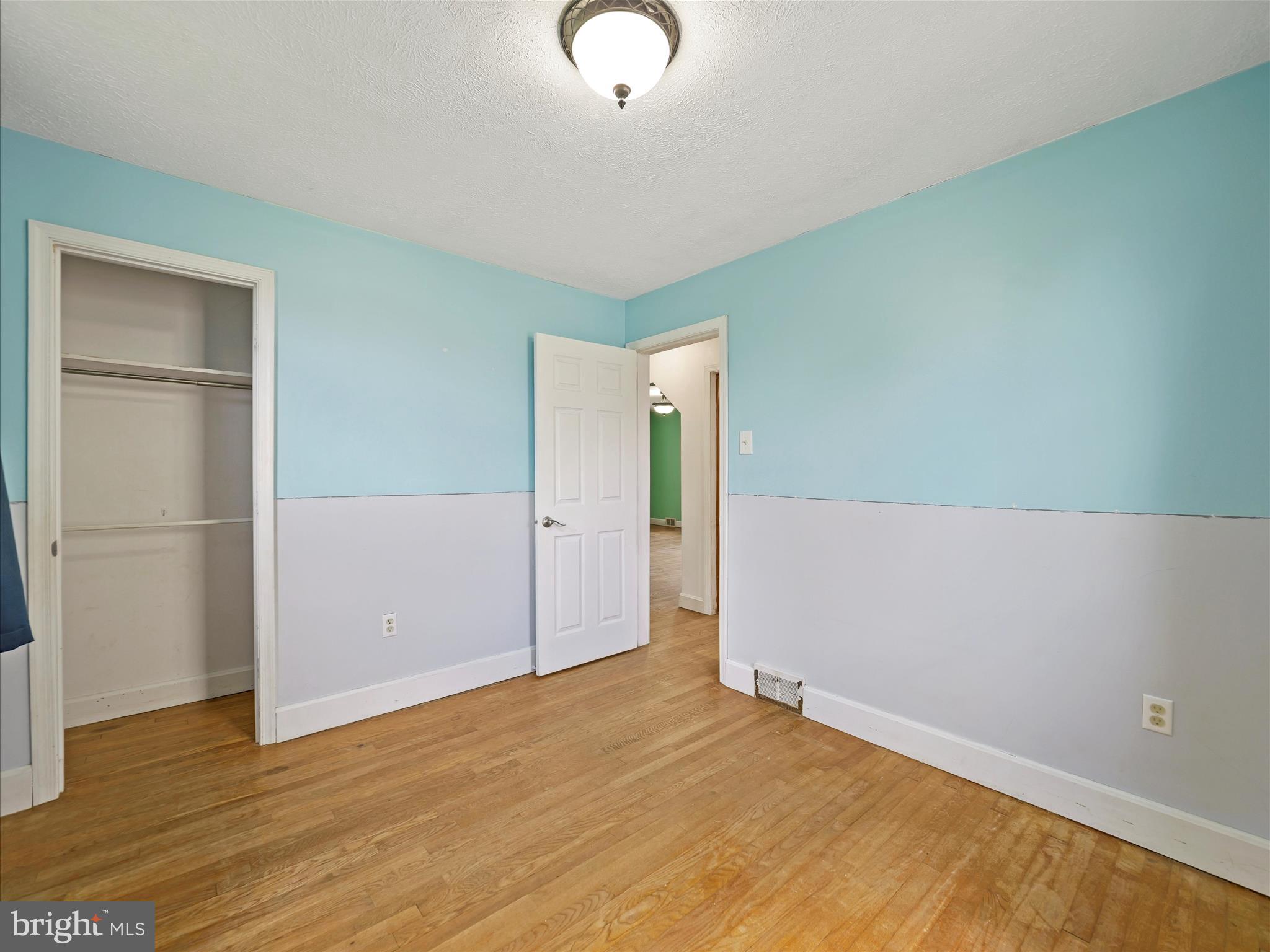 HAGERSTOWN - Residential