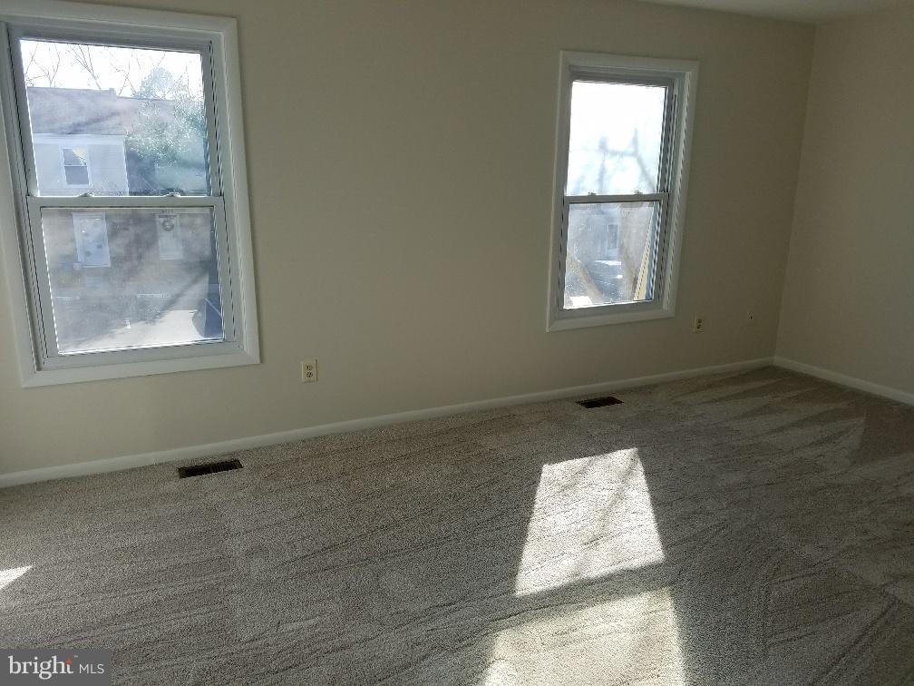 REFLECTION LAKE - Residential