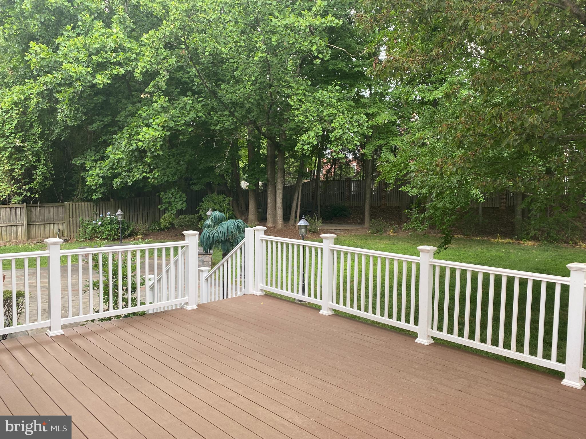 TYSONS EXECUTIVE VILLAGE - Residential Lease