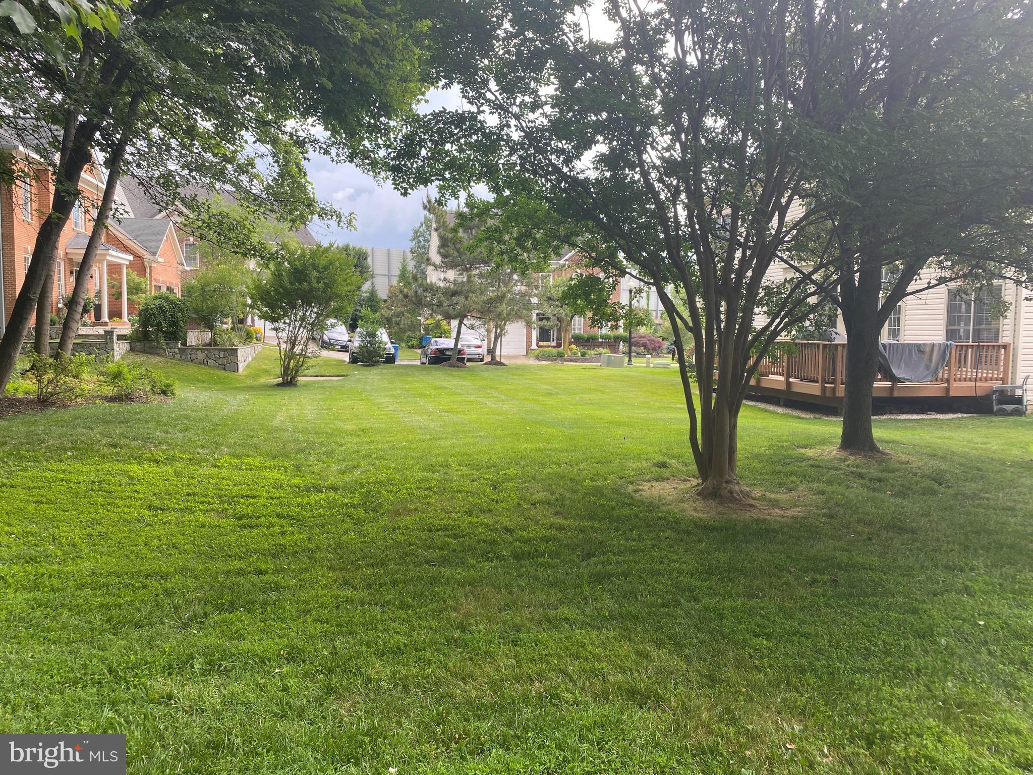 TYSONS EXECUTIVE VILLAGE - Residential Lease