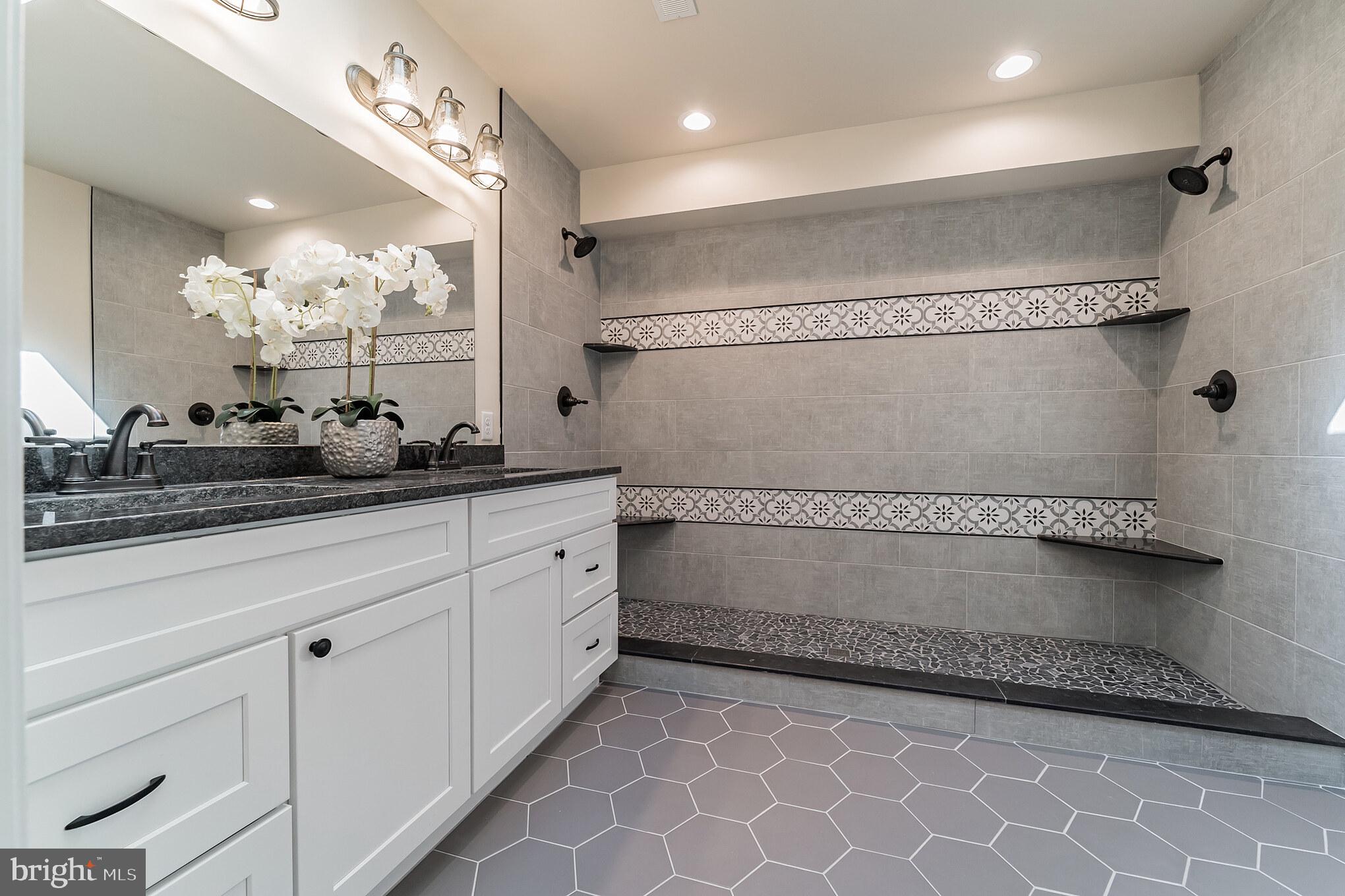 ELDERSBURG - Residential