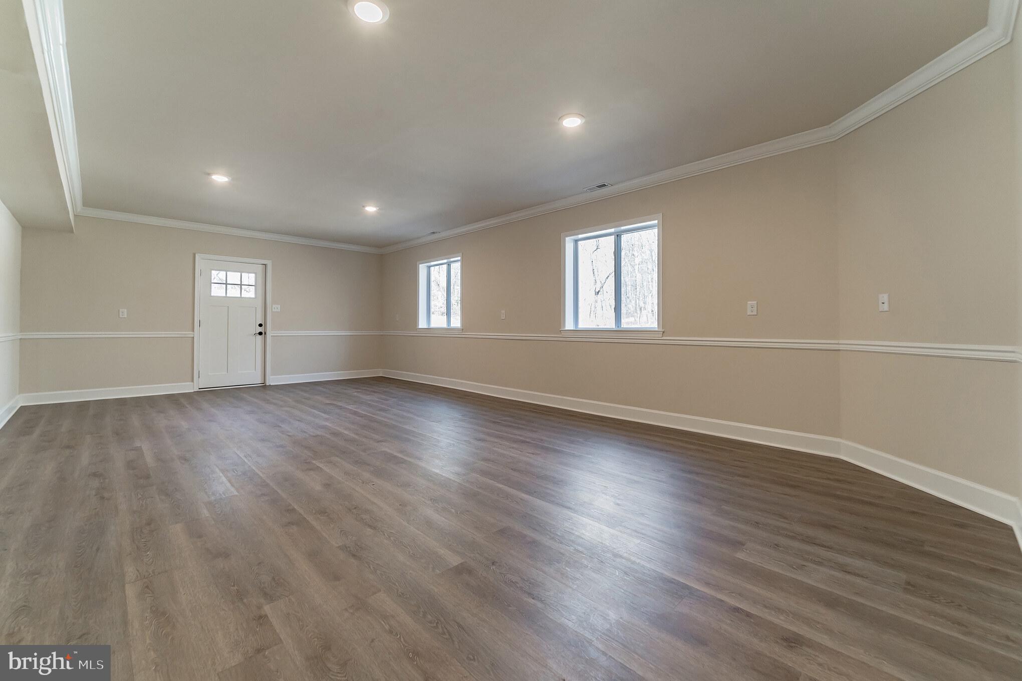 ELDERSBURG - Residential