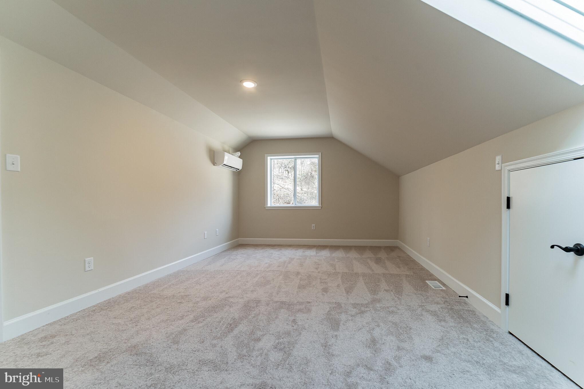 ELDERSBURG - Residential