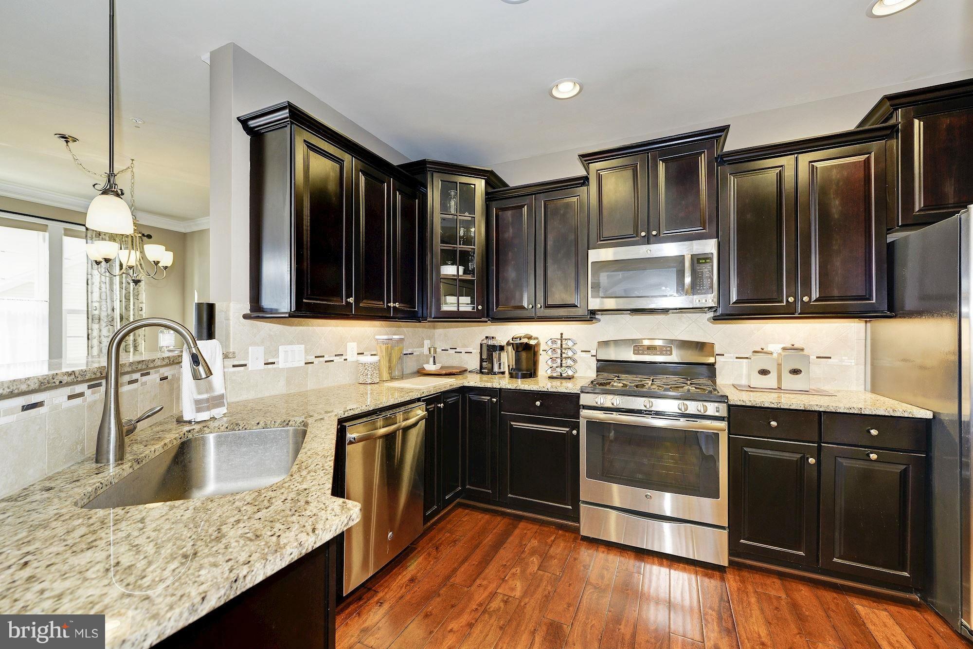 PRESERVE AT GOOSE CREEK - Residential