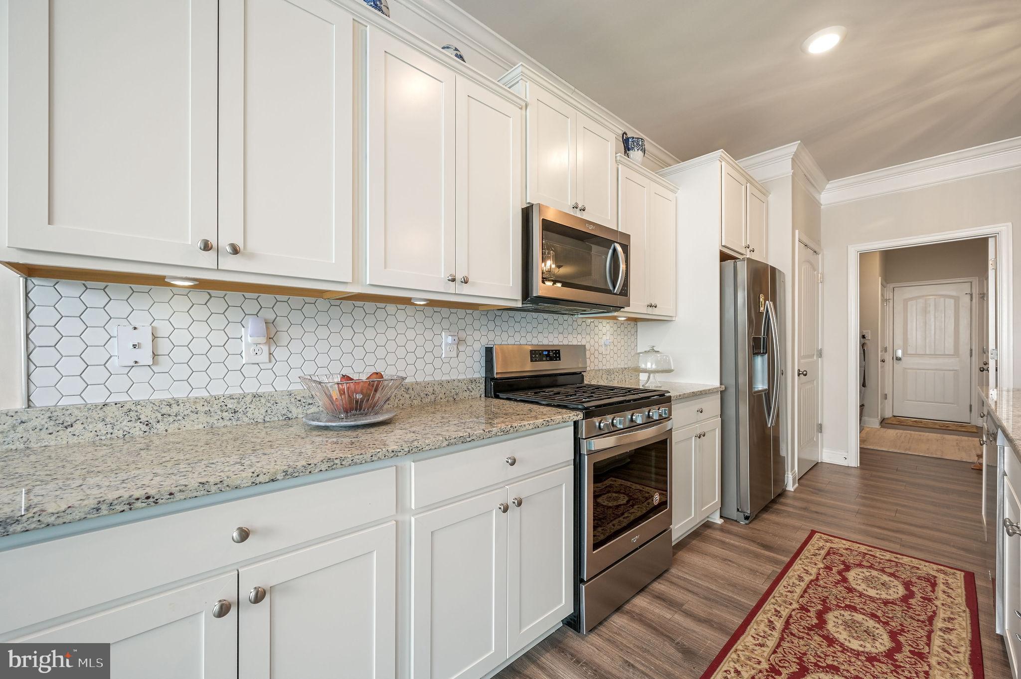 BERGMONT WOODS - Residential