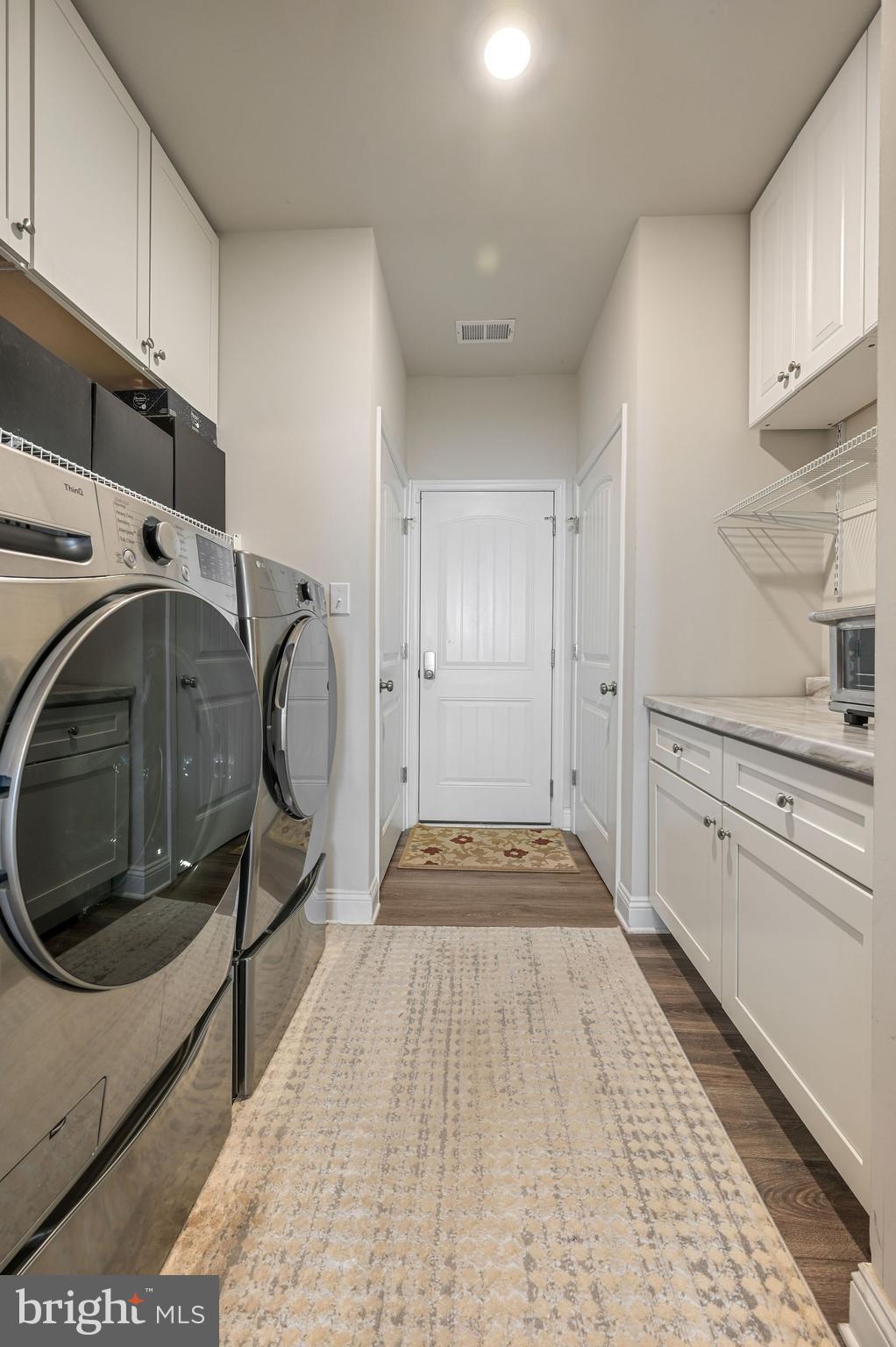 BERGMONT WOODS - Residential