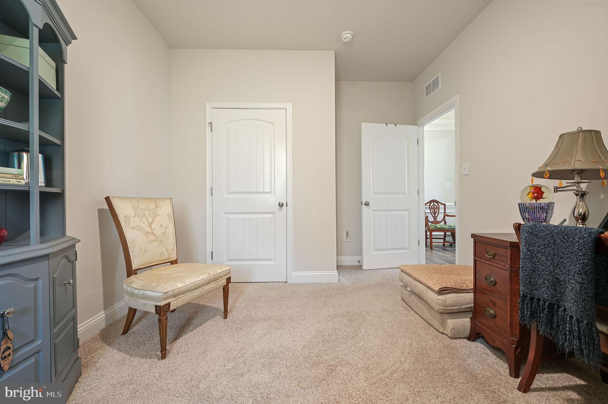 BERGMONT WOODS - Residential