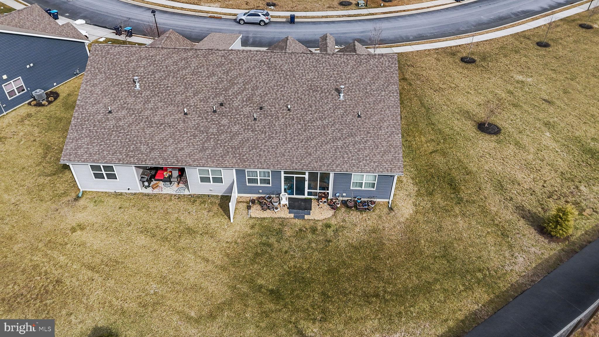 BERGMONT WOODS - Residential